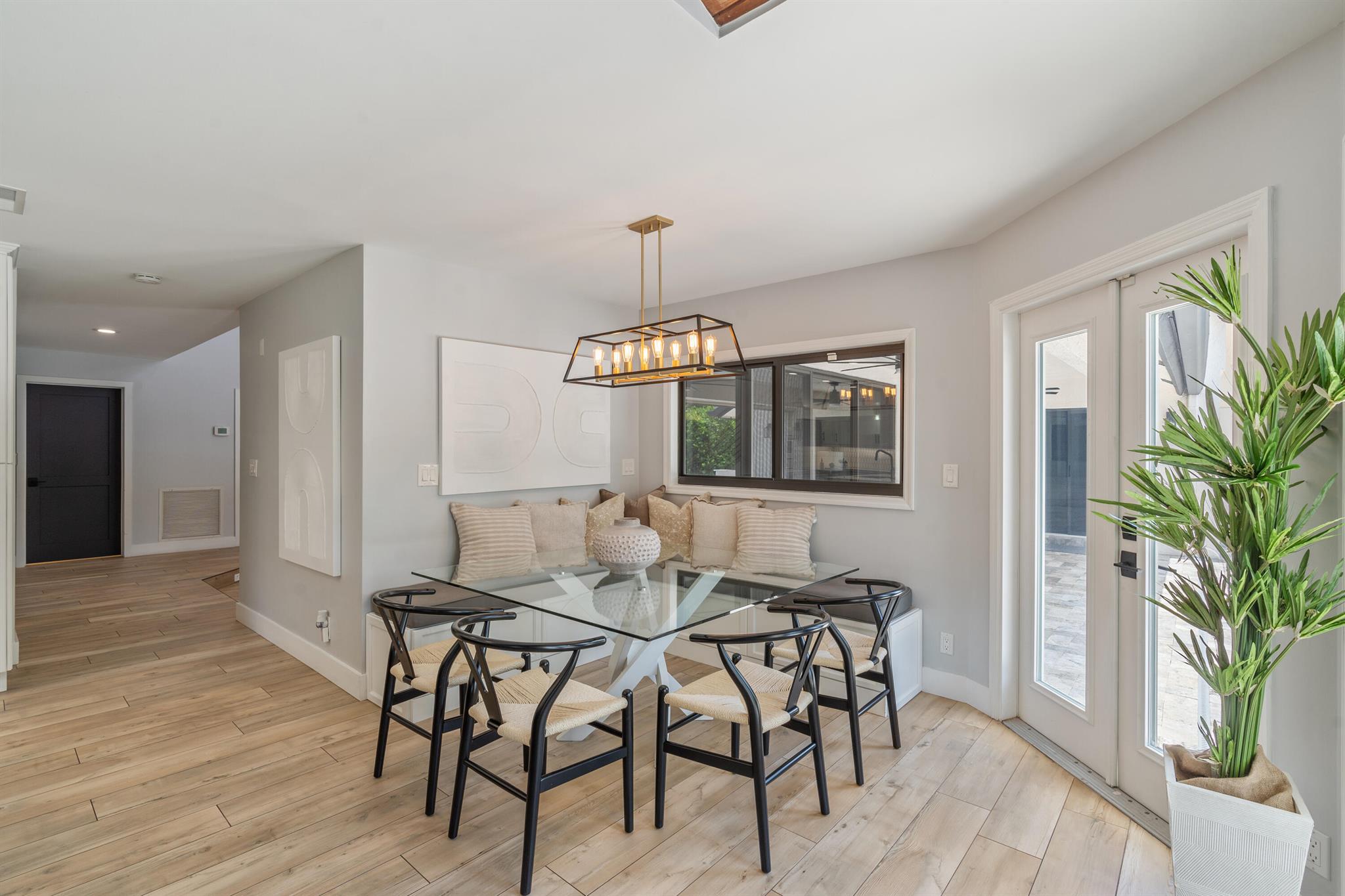 2940 NW 28th Terrace