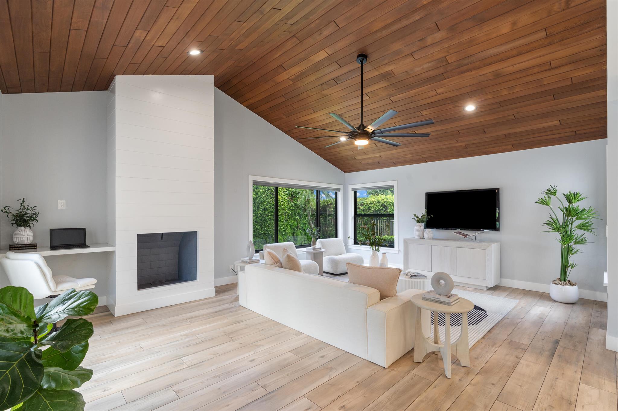 2940 NW 28th Terrace