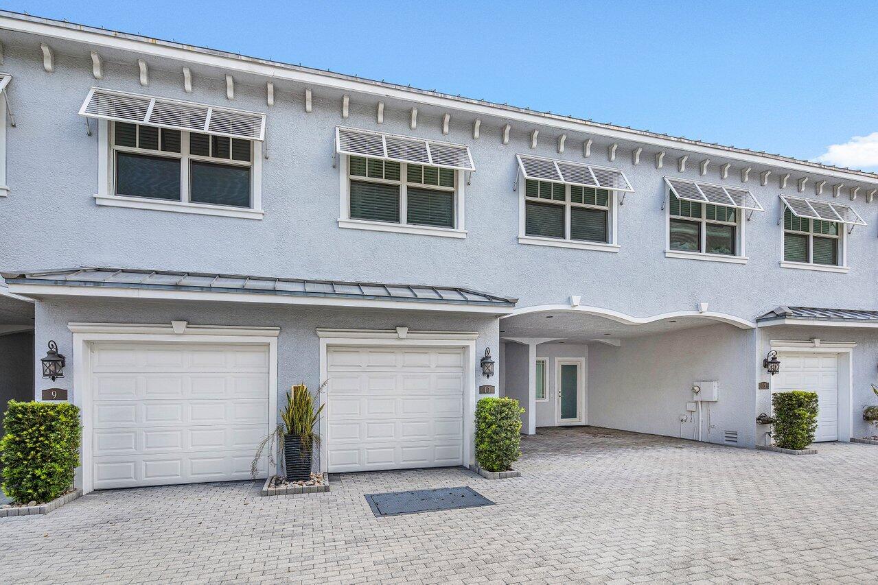 11 NE 20th Avenue 11