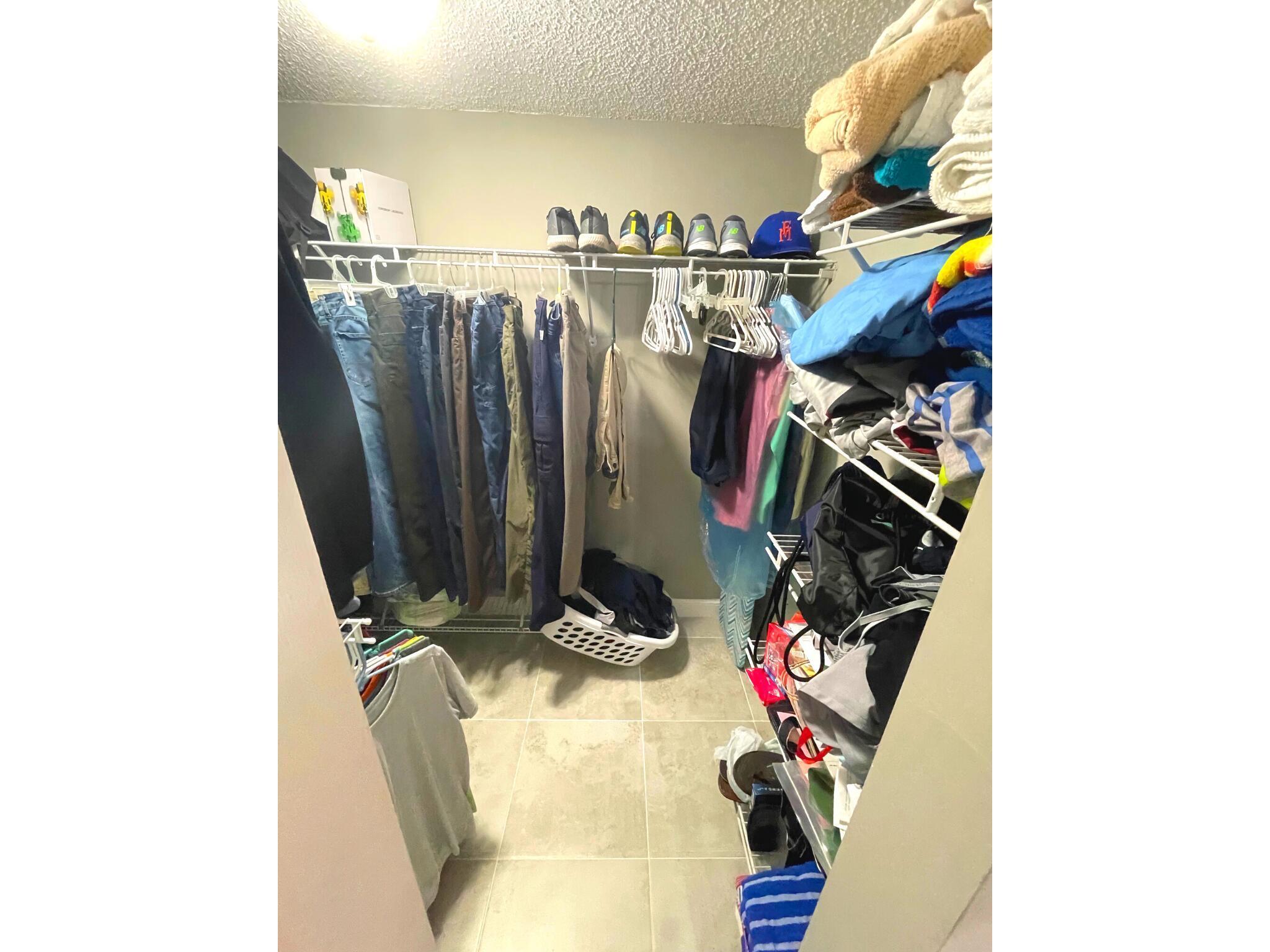 2805 SW 22nd Avenue 2070