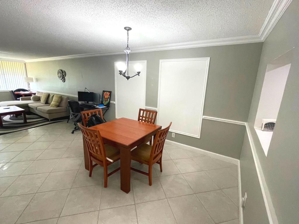 2805 SW 22nd Avenue 2070