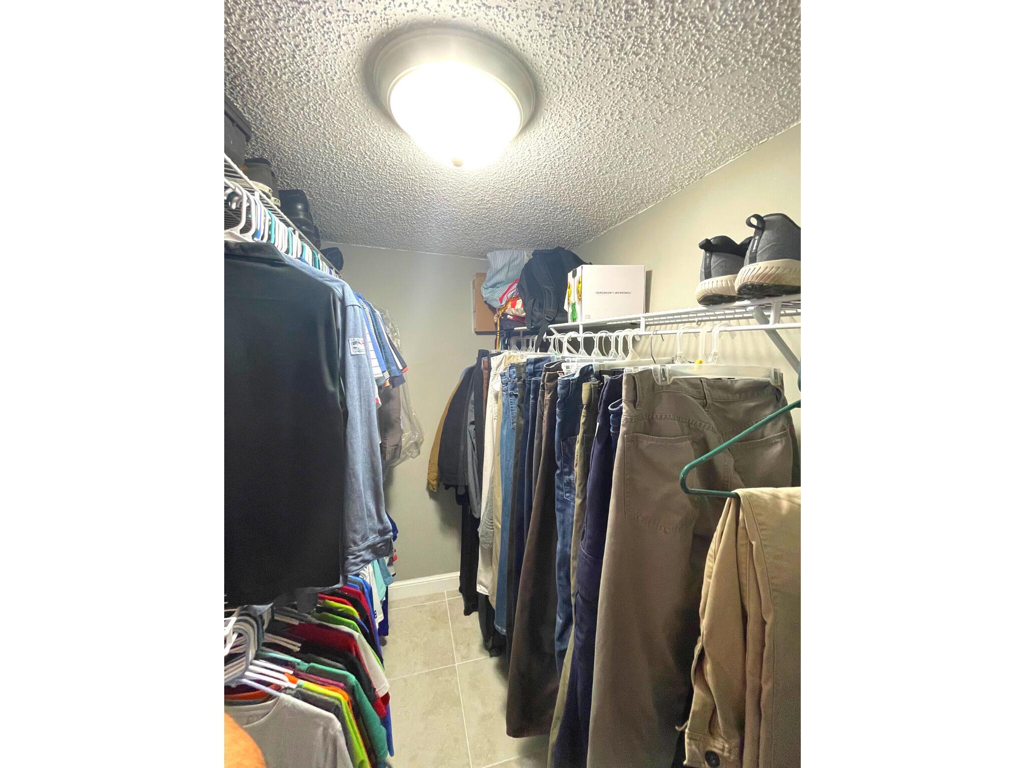 2805 SW 22nd Avenue 2070