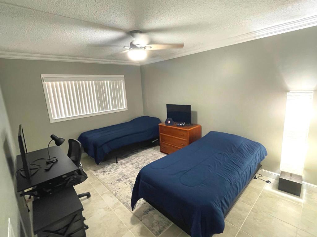 2805 SW 22nd Avenue 2070