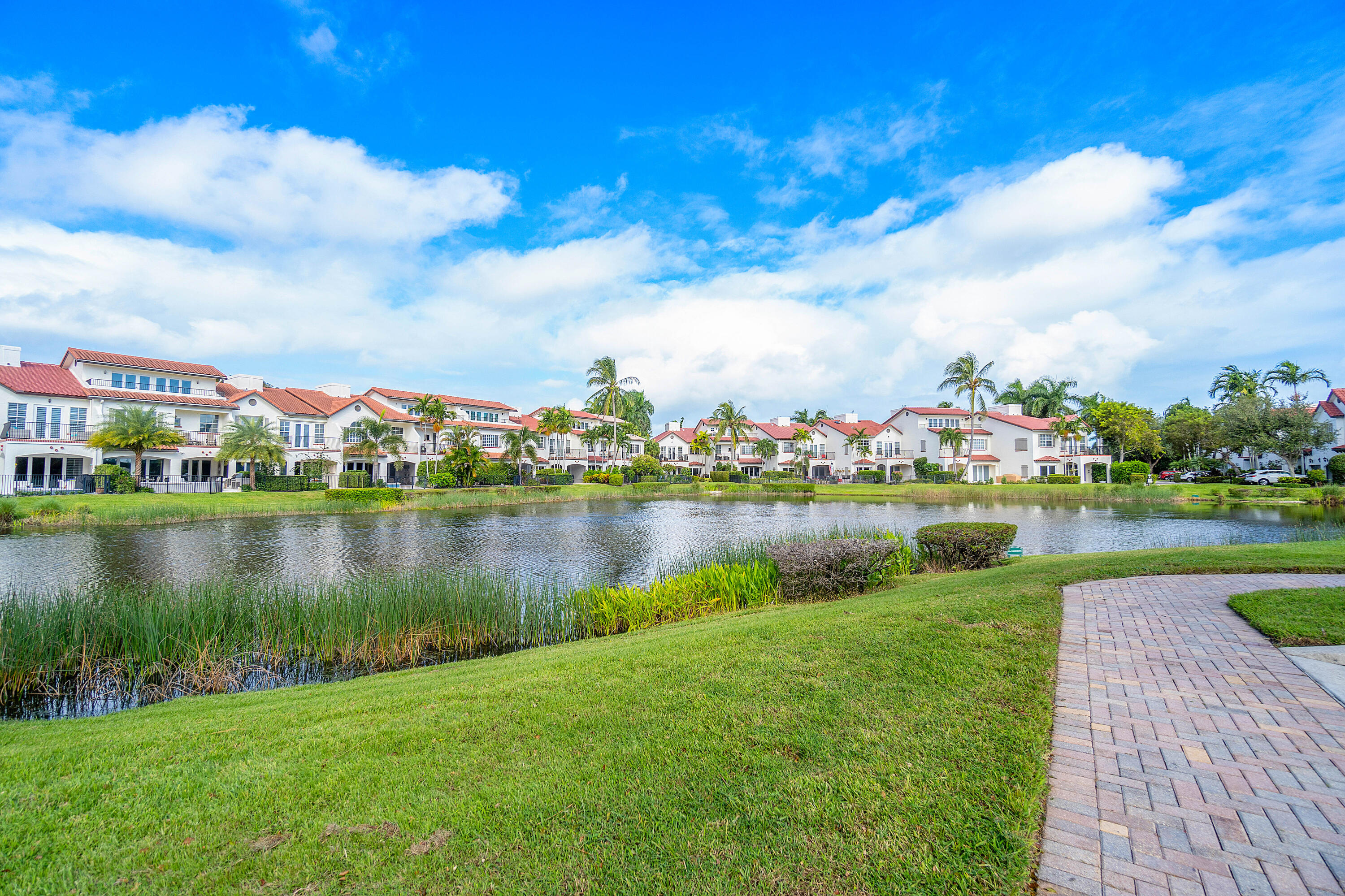 811 Estuary Way, Delray Beach