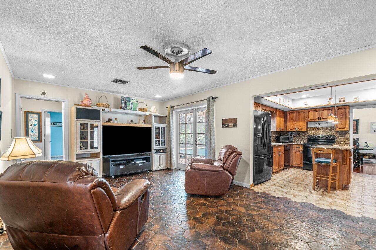 11941 Tara Drive, Plantation