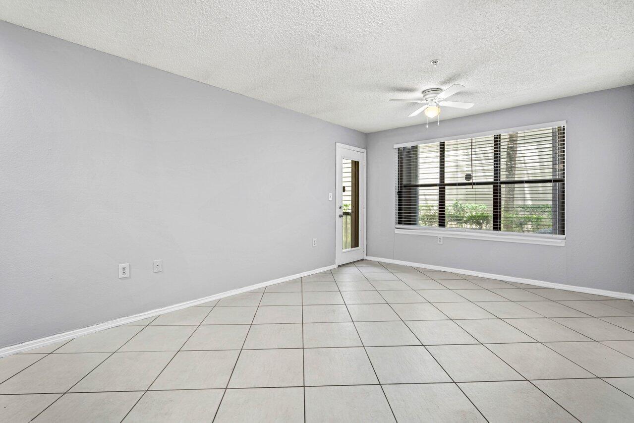 2305 N Congress Avenue 18
