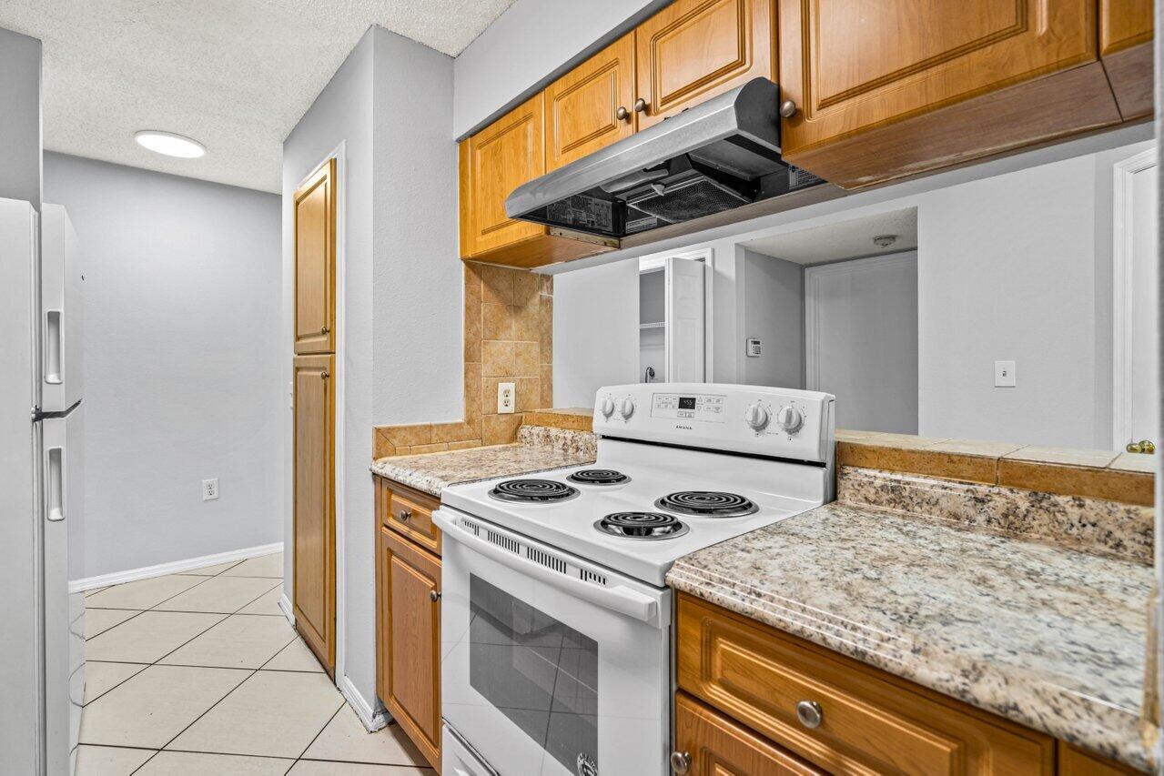 2305 N Congress Avenue 18