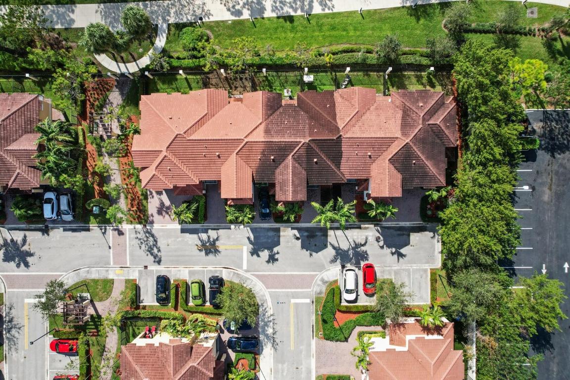 6970 Long Pine Circle, Coconut Creek