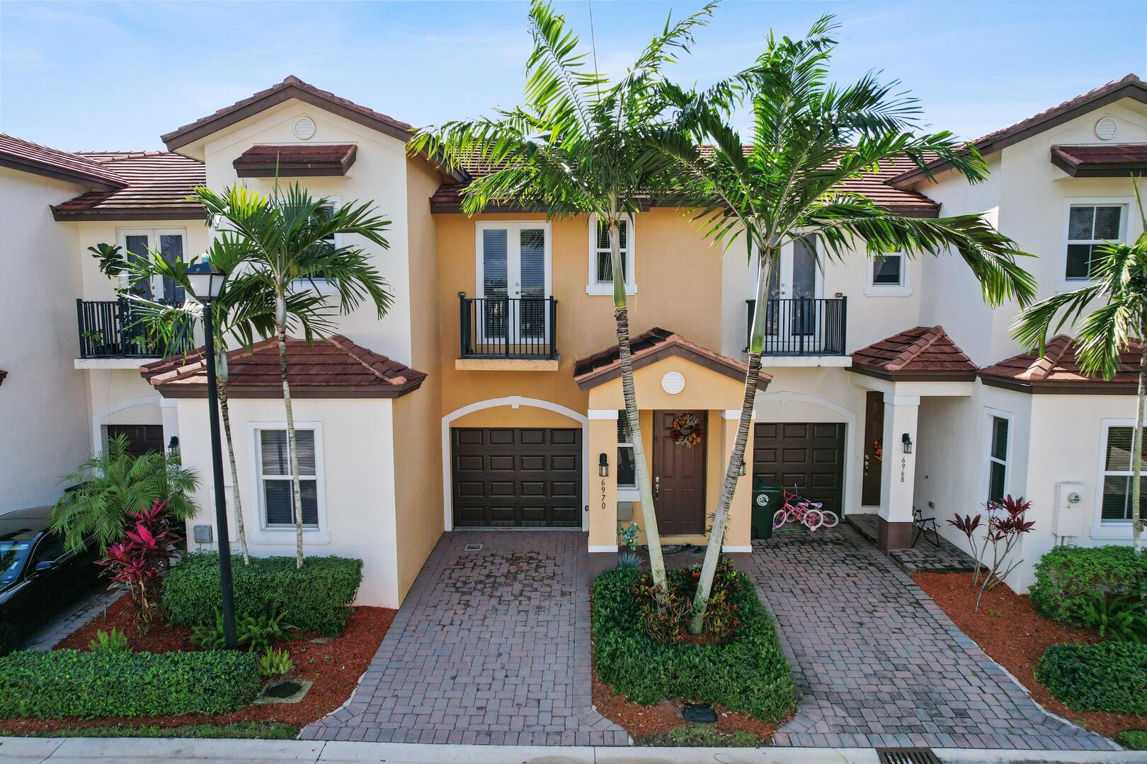 6970 Long Pine Circle, Coconut Creek