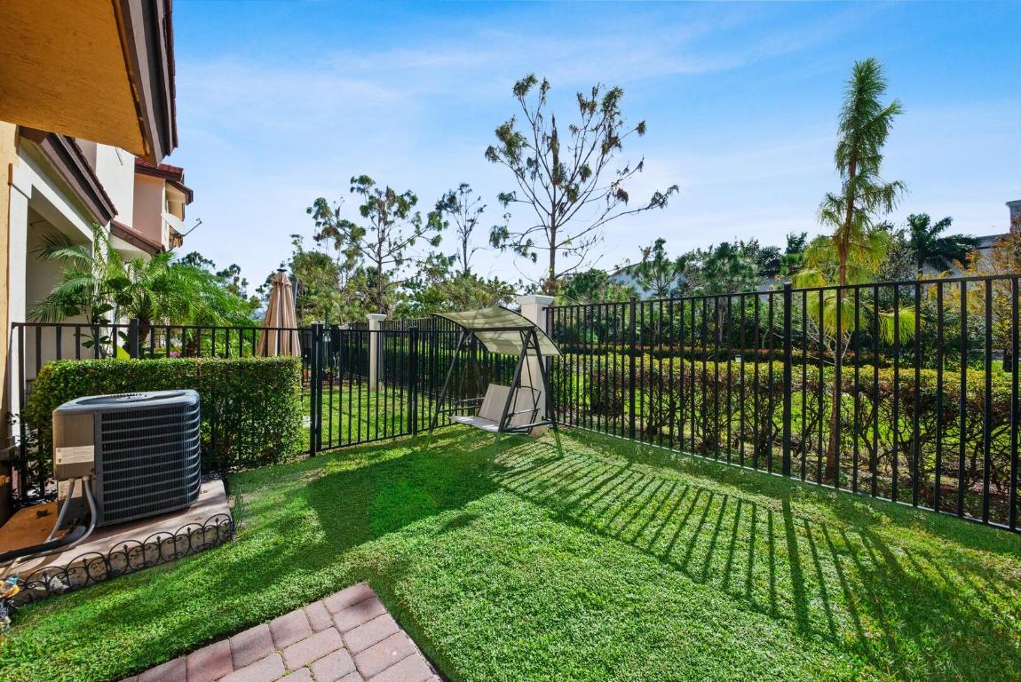 6970 Long Pine Circle, Coconut Creek