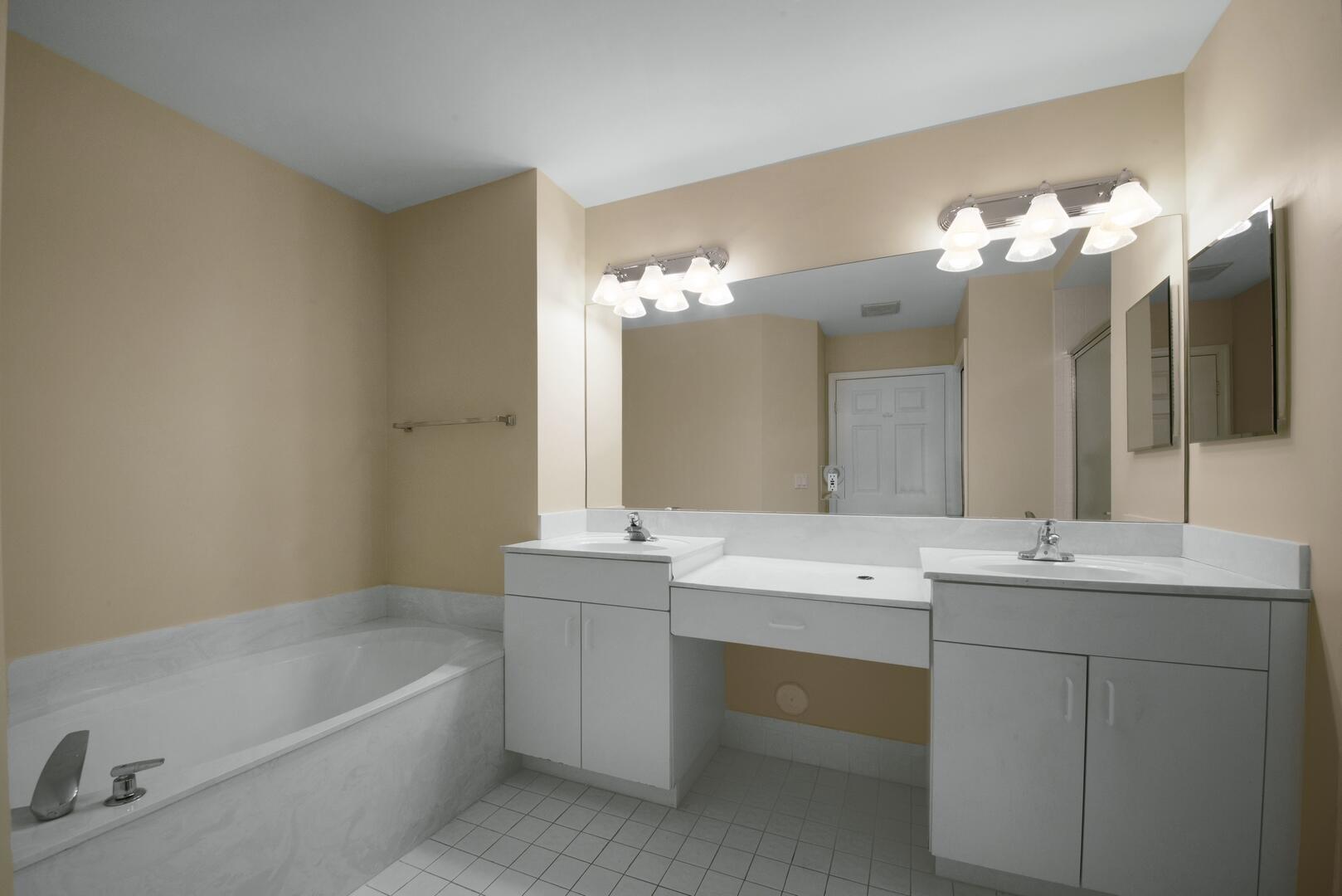 7684 Springwater Place 102, Boynton Beach Unit: 102