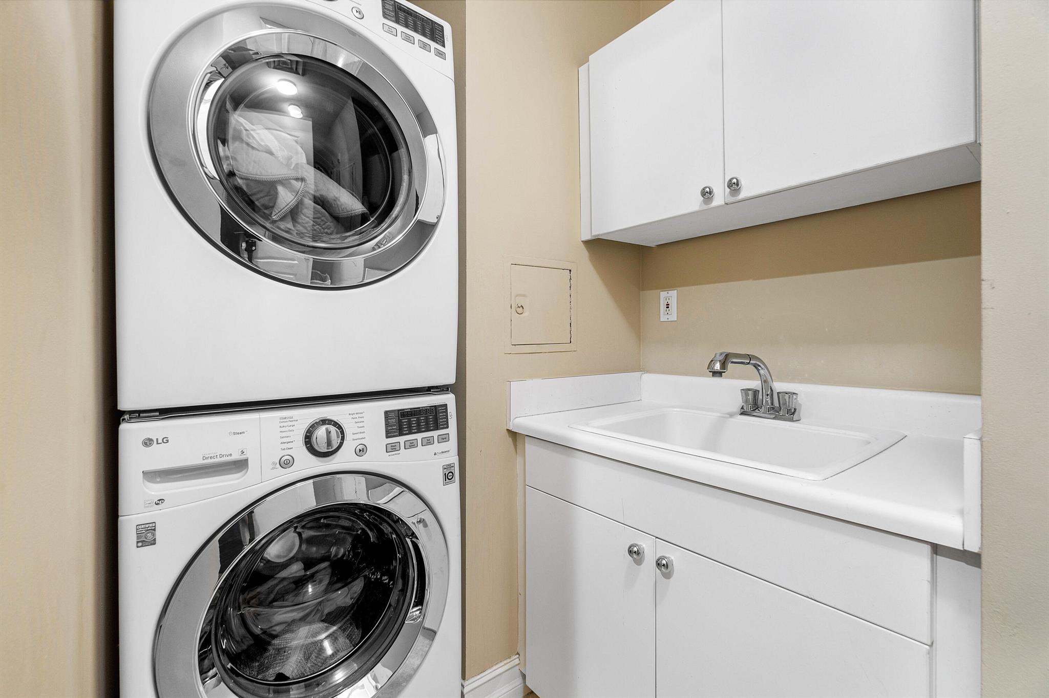 550 SE Mizner Boulevard B111