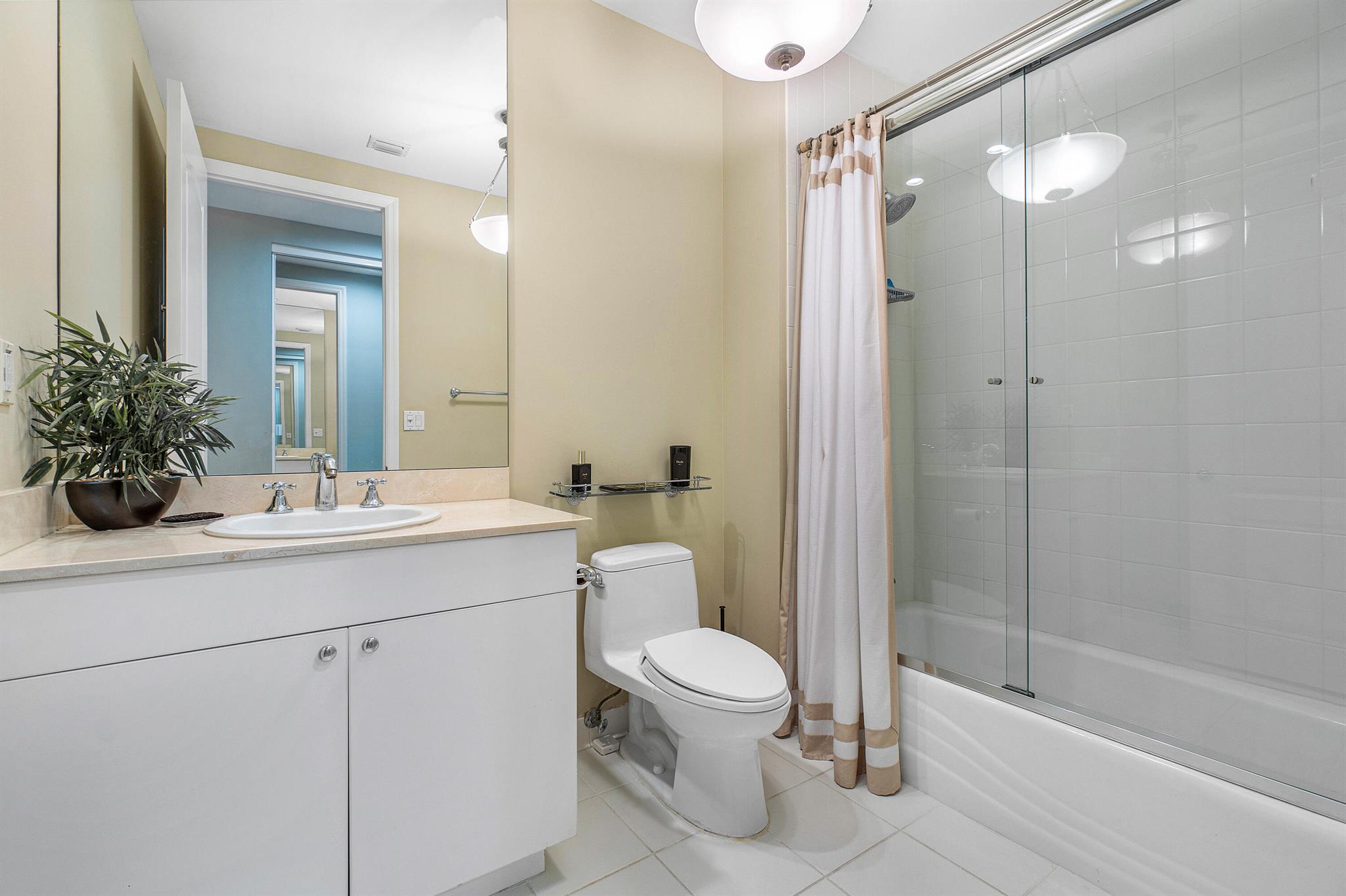 550 SE Mizner Boulevard B111