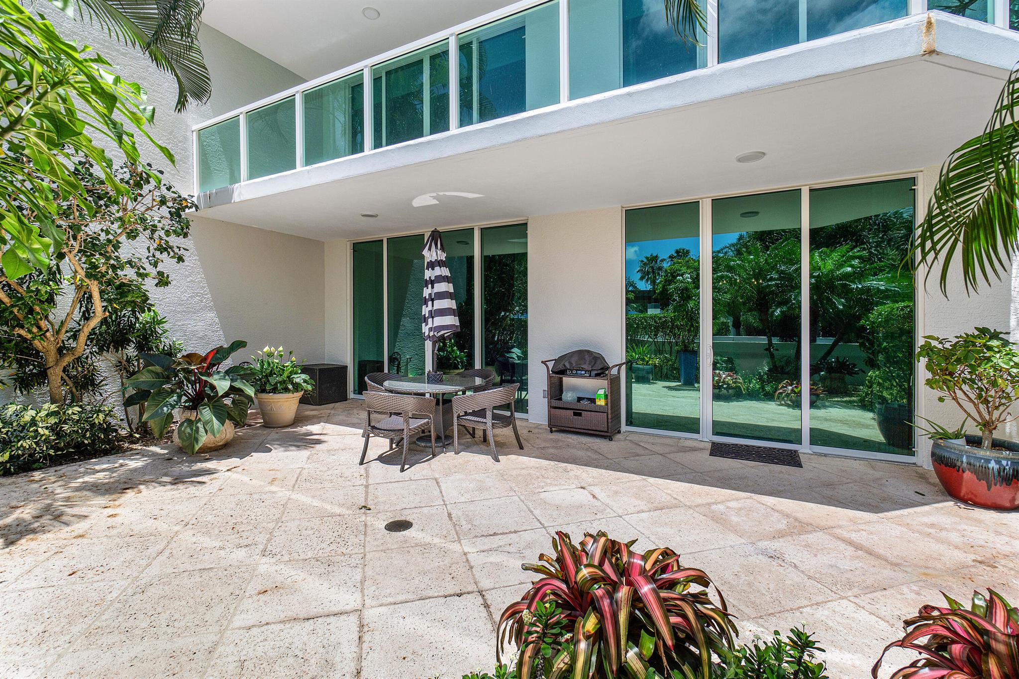 550 SE Mizner Boulevard B111