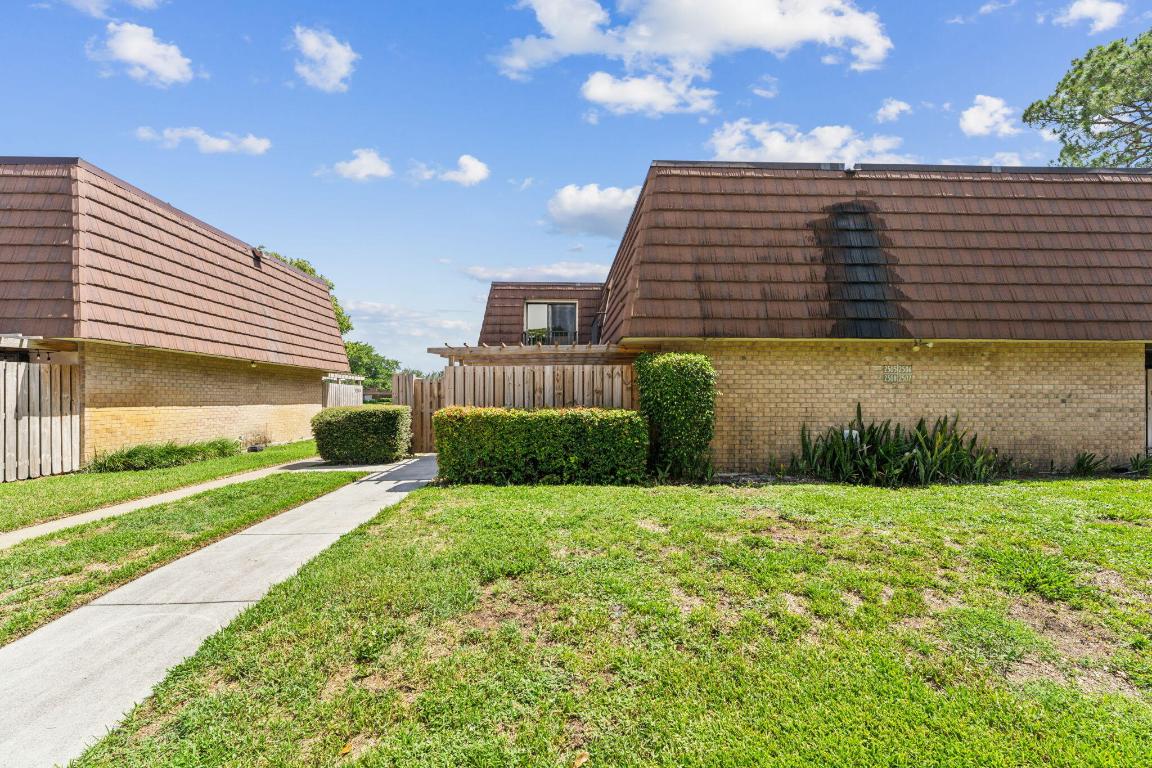 2508 25th Lane, Palm Beach Gardens