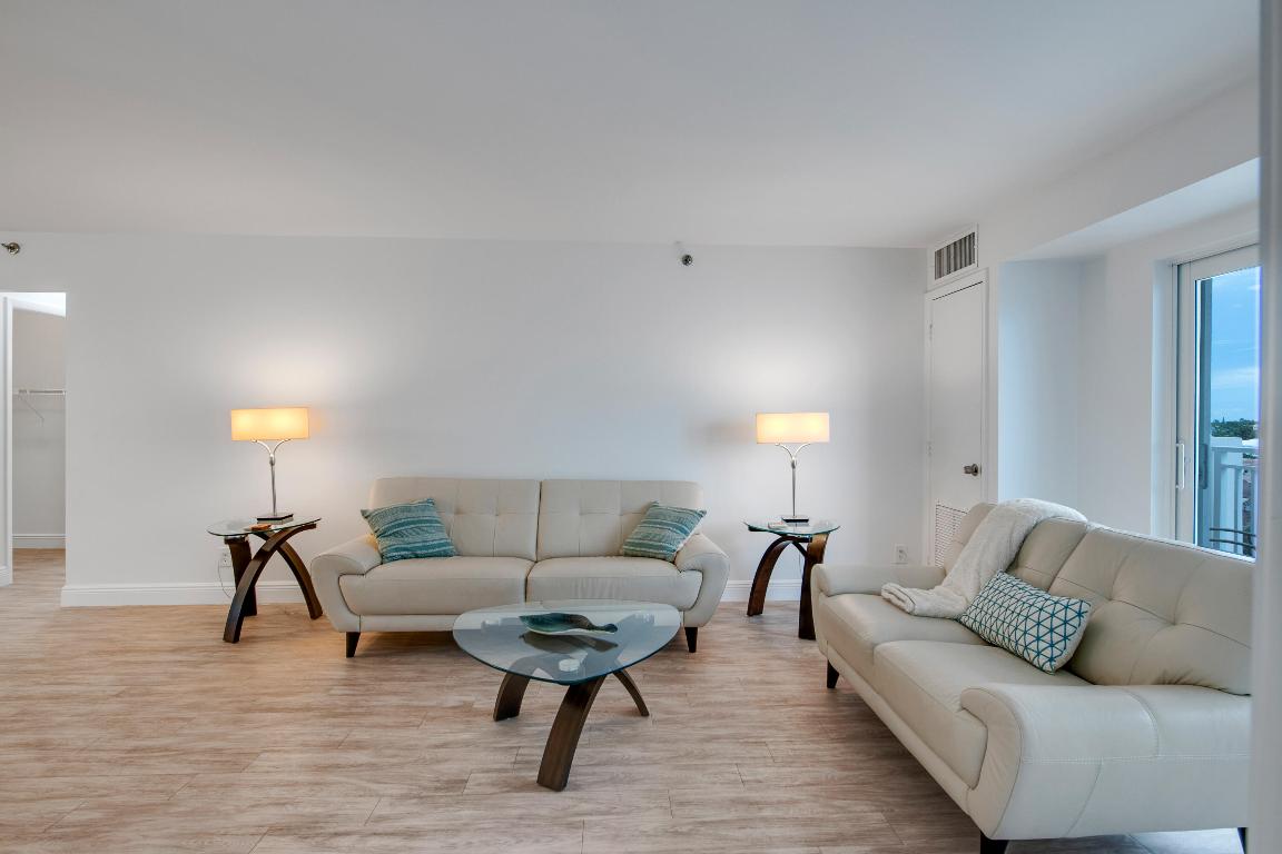 4511 S Ocean Boulevard 404, Highland Beach Unit: 404