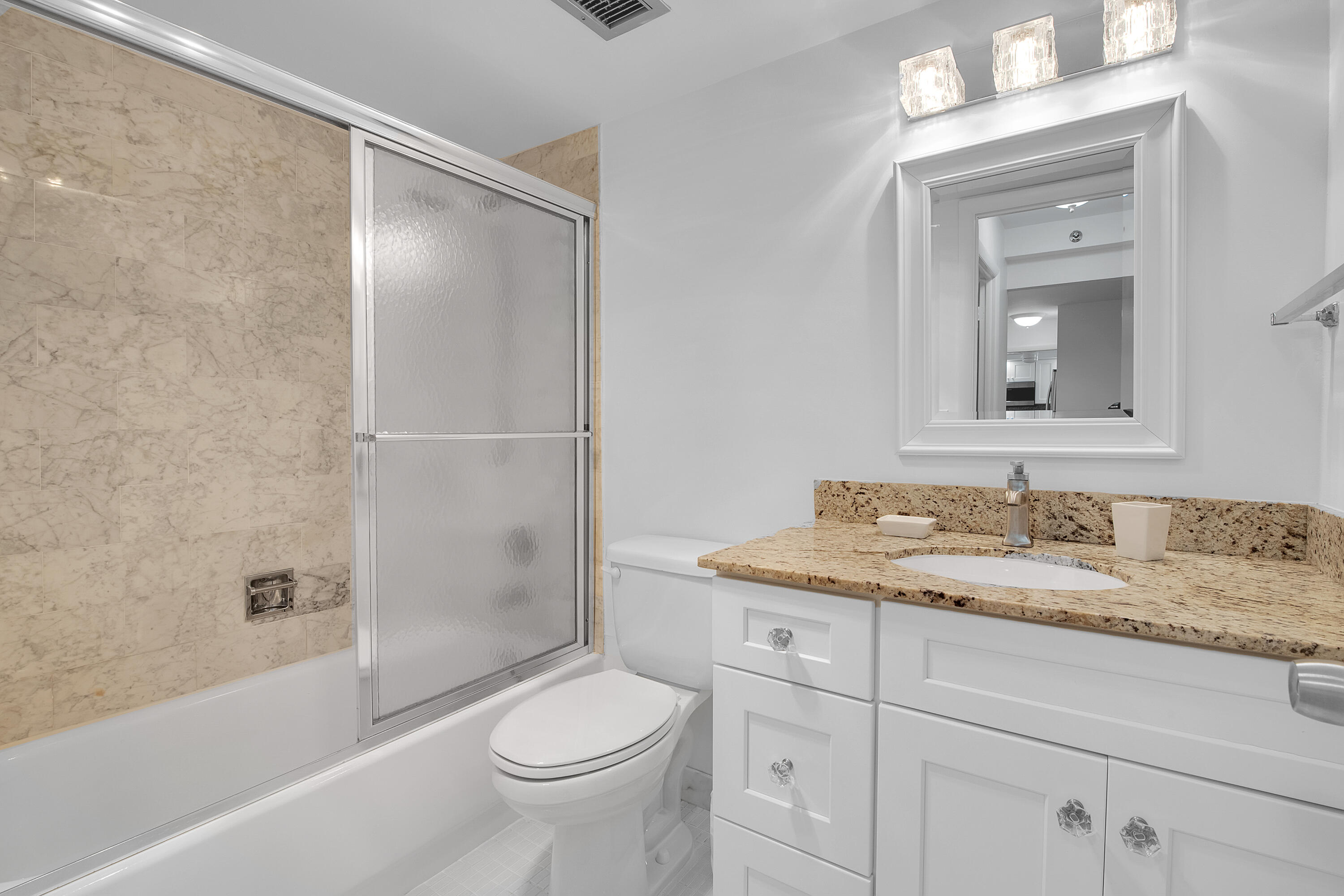 4511 S Ocean Boulevard 404, Highland Beach Unit: 404