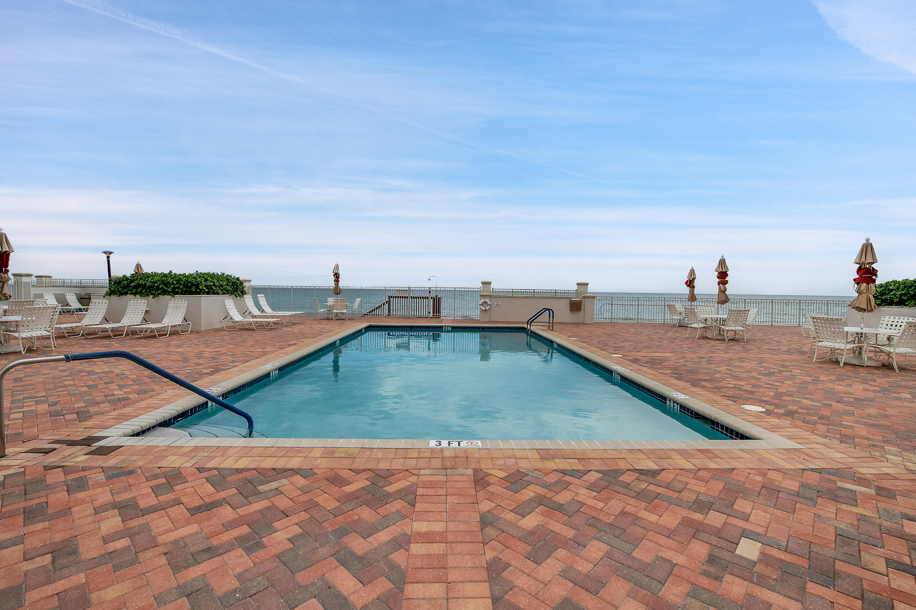 4511 S Ocean Boulevard 404, Highland Beach Unit: 404