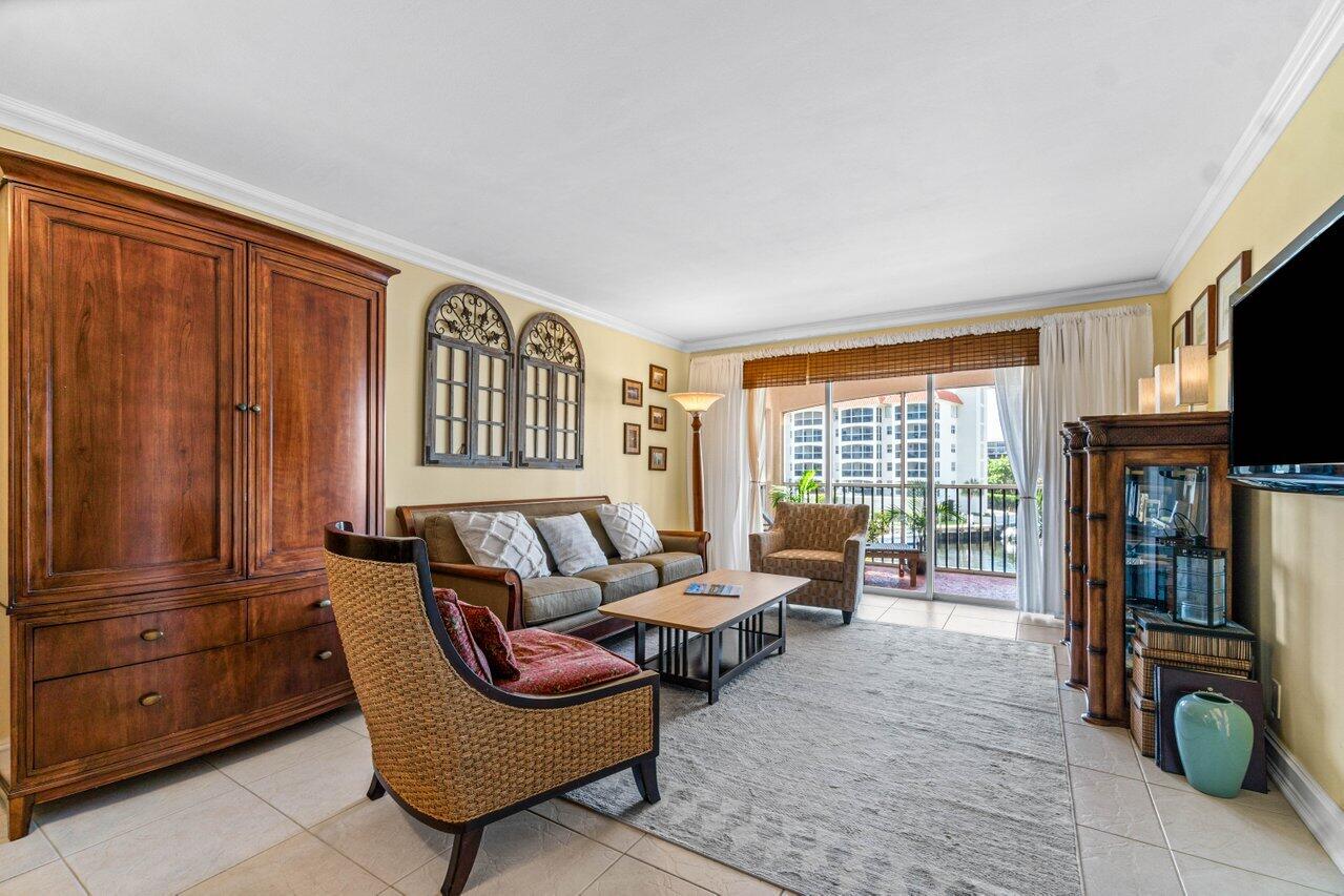 2871 N Ocean Boulevard V247