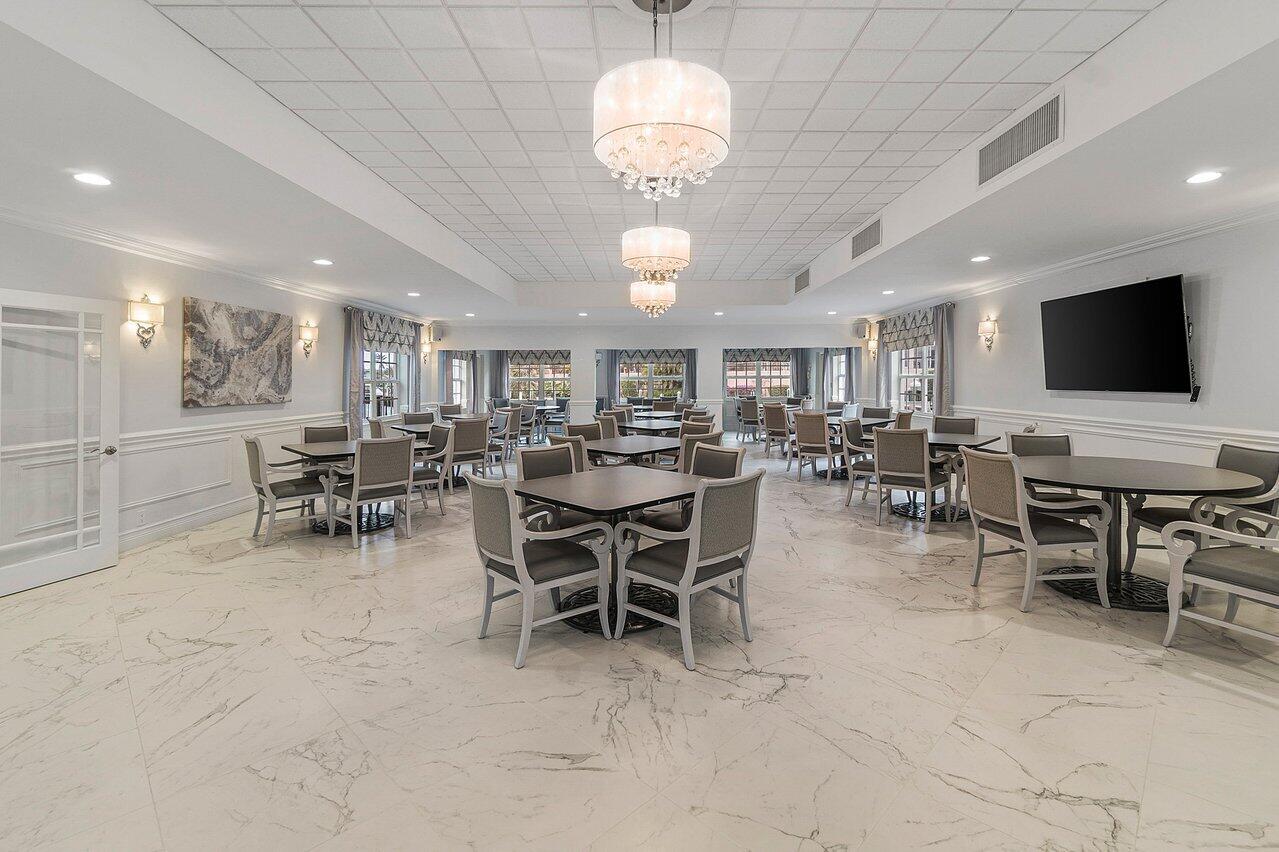 2871 N Ocean Boulevard V247