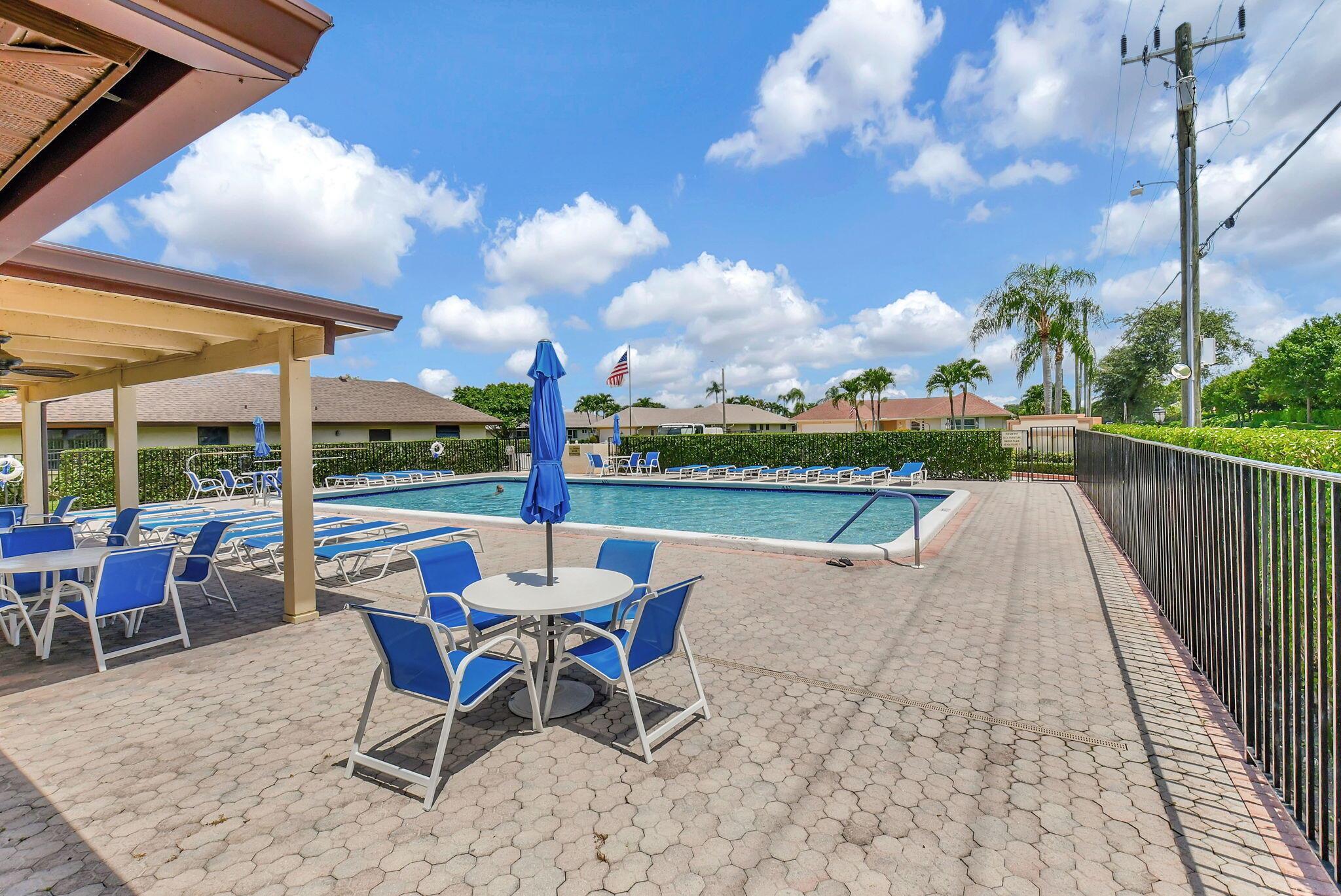 10619 Greentrail Drive S