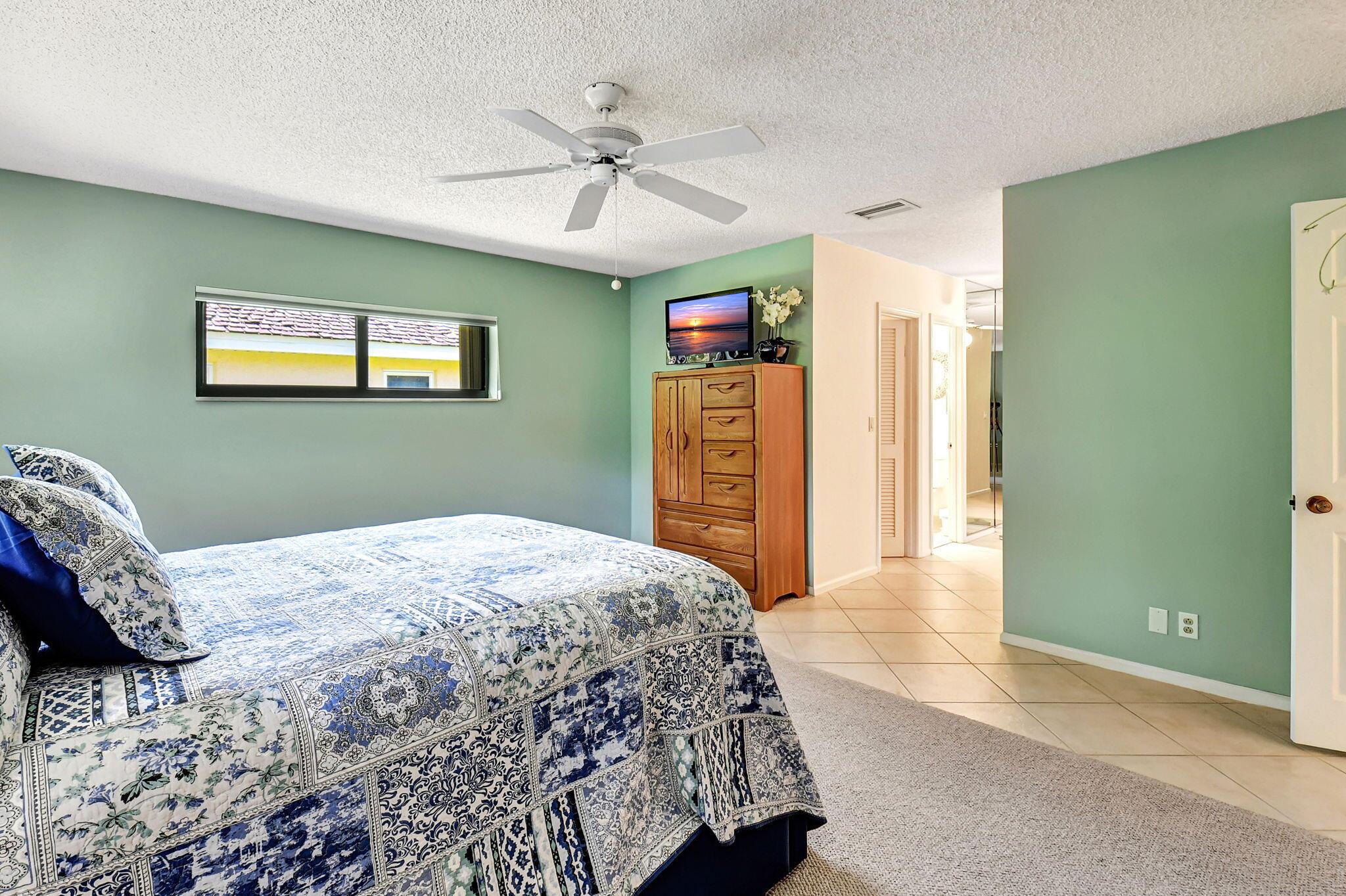 10619 Greentrail Drive S