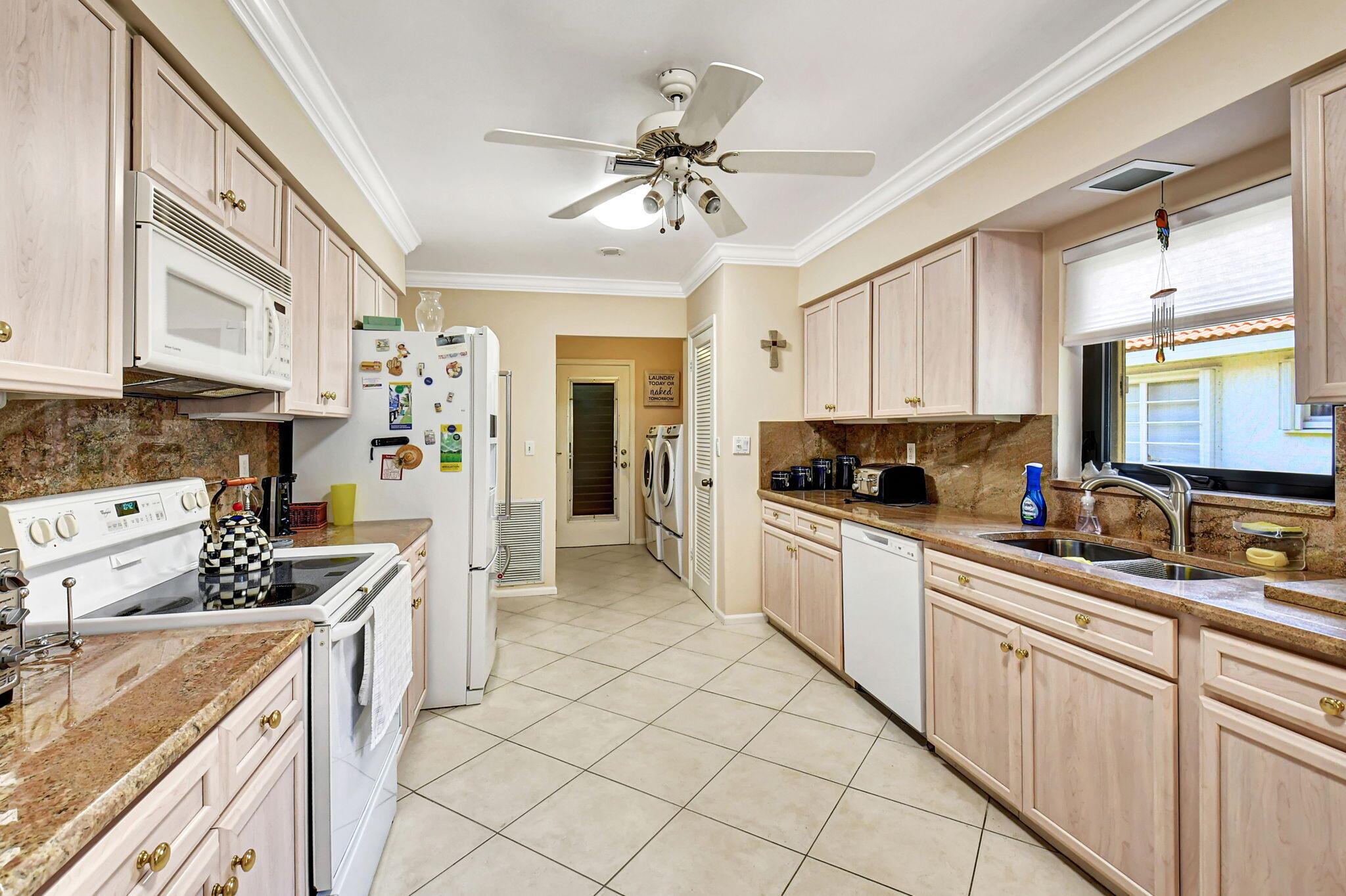 10619 Greentrail Drive S