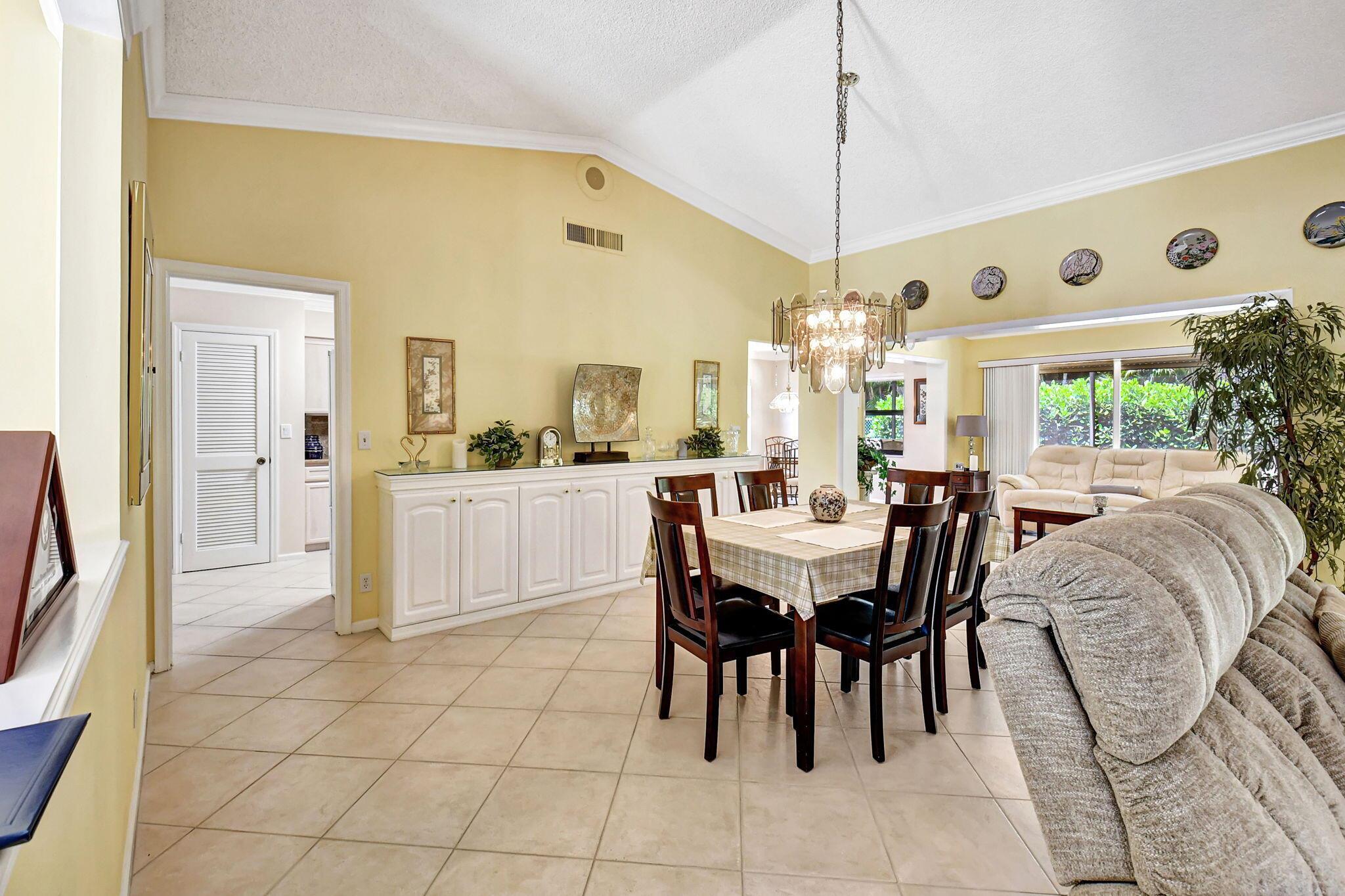 10619 Greentrail Drive S