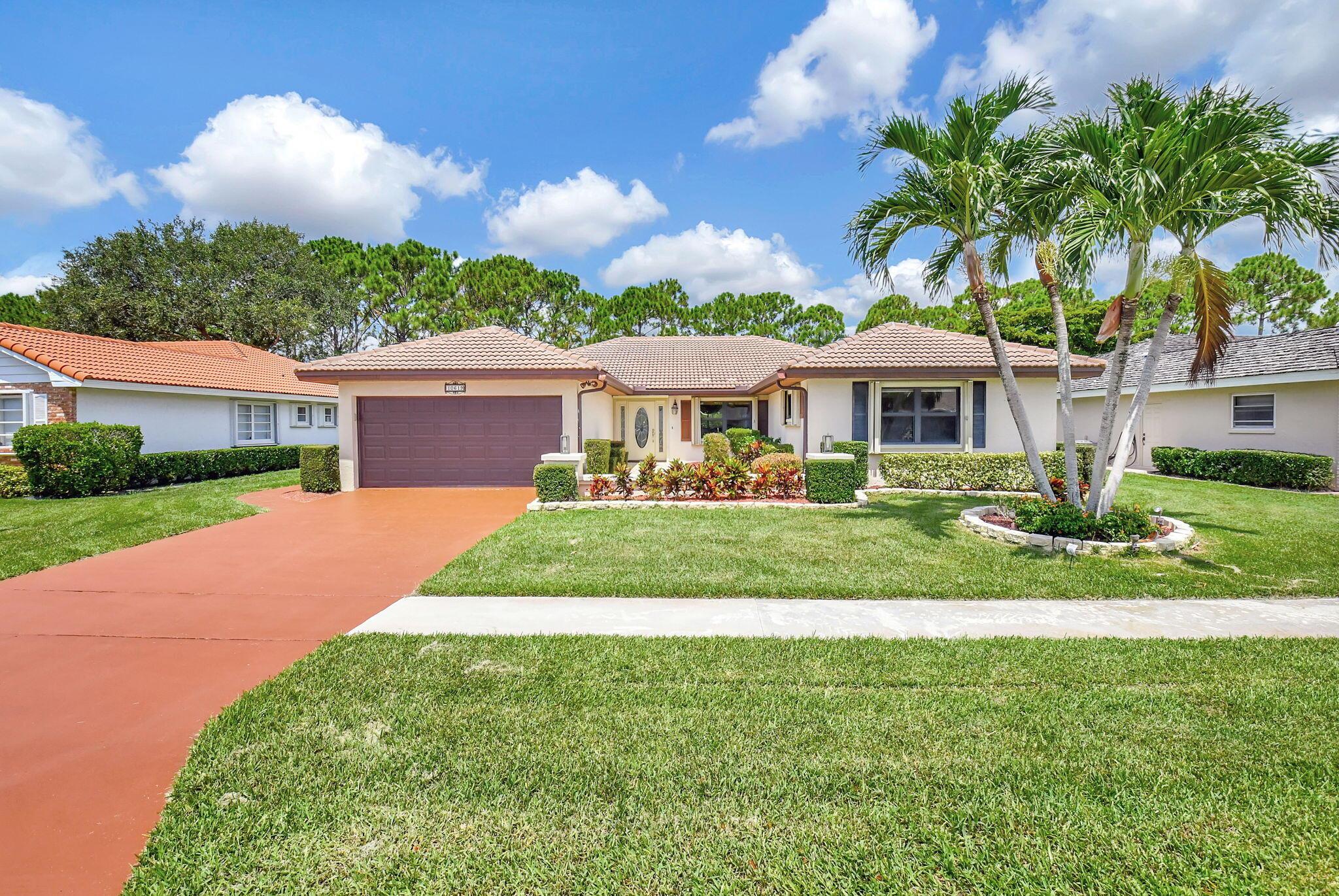 10619 Greentrail Drive S