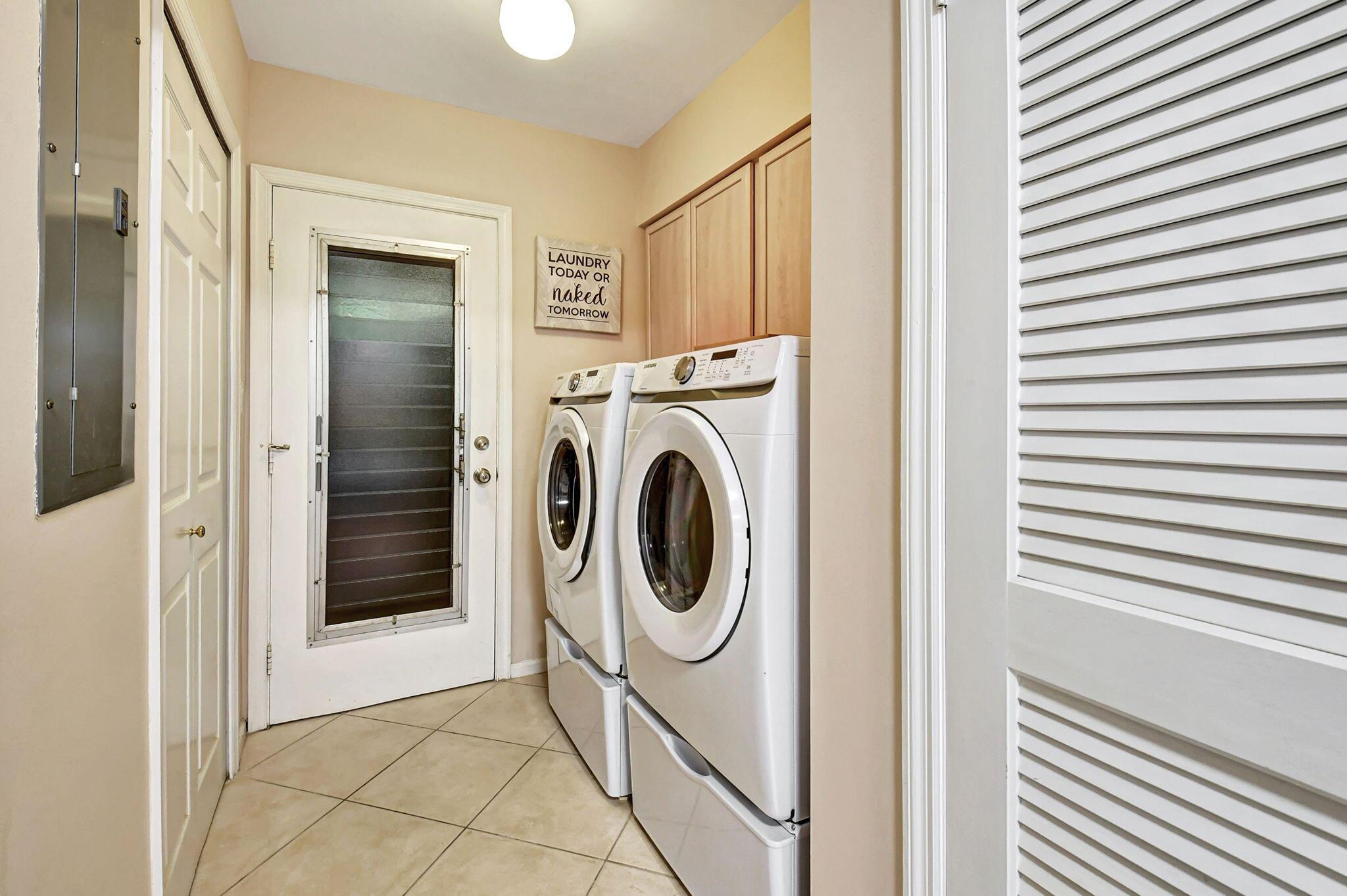 10619 Greentrail Drive S