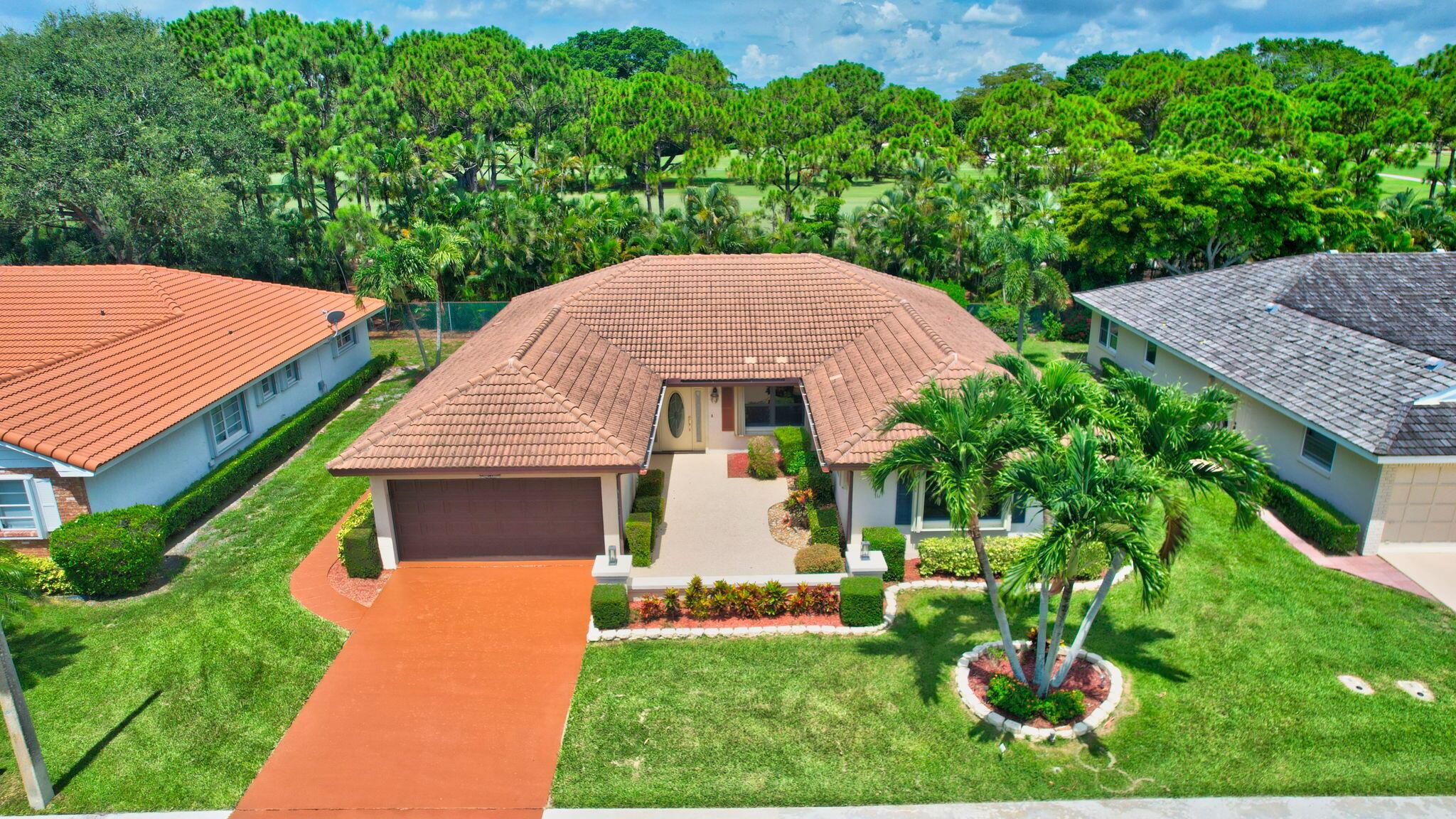 10619 Greentrail Drive S