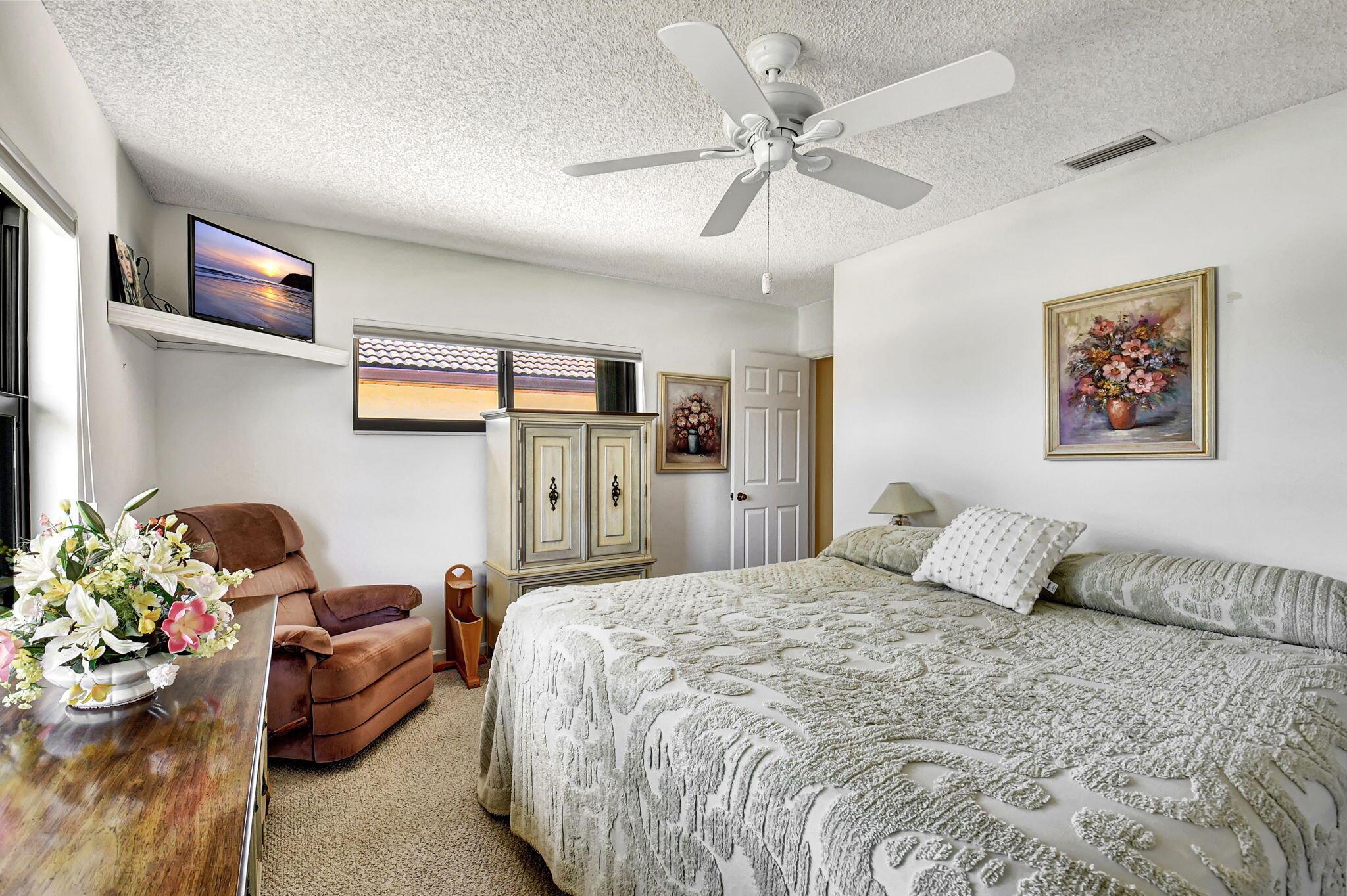 10619 Greentrail Drive S