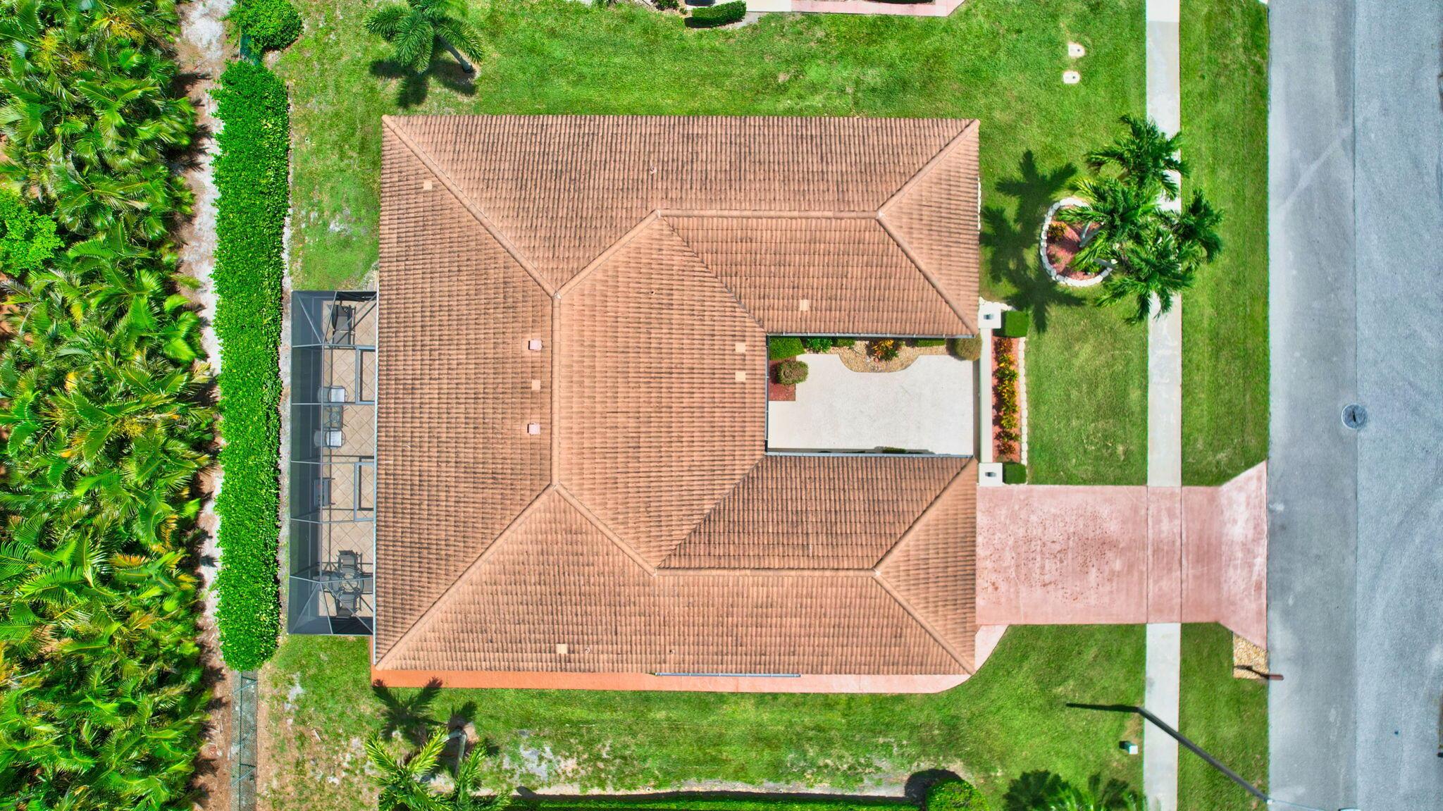 10619 Greentrail Drive S