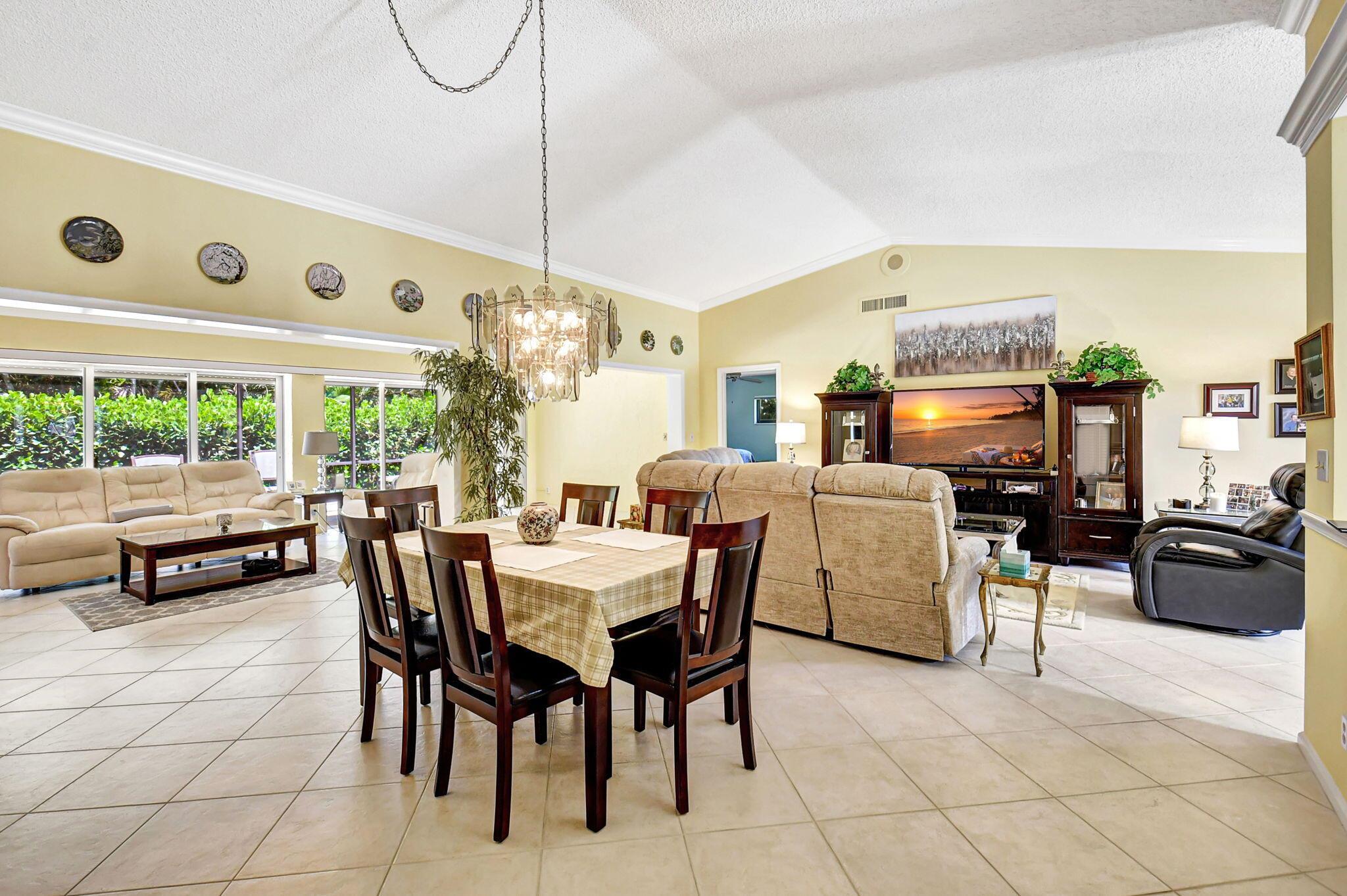 10619 Greentrail Drive S