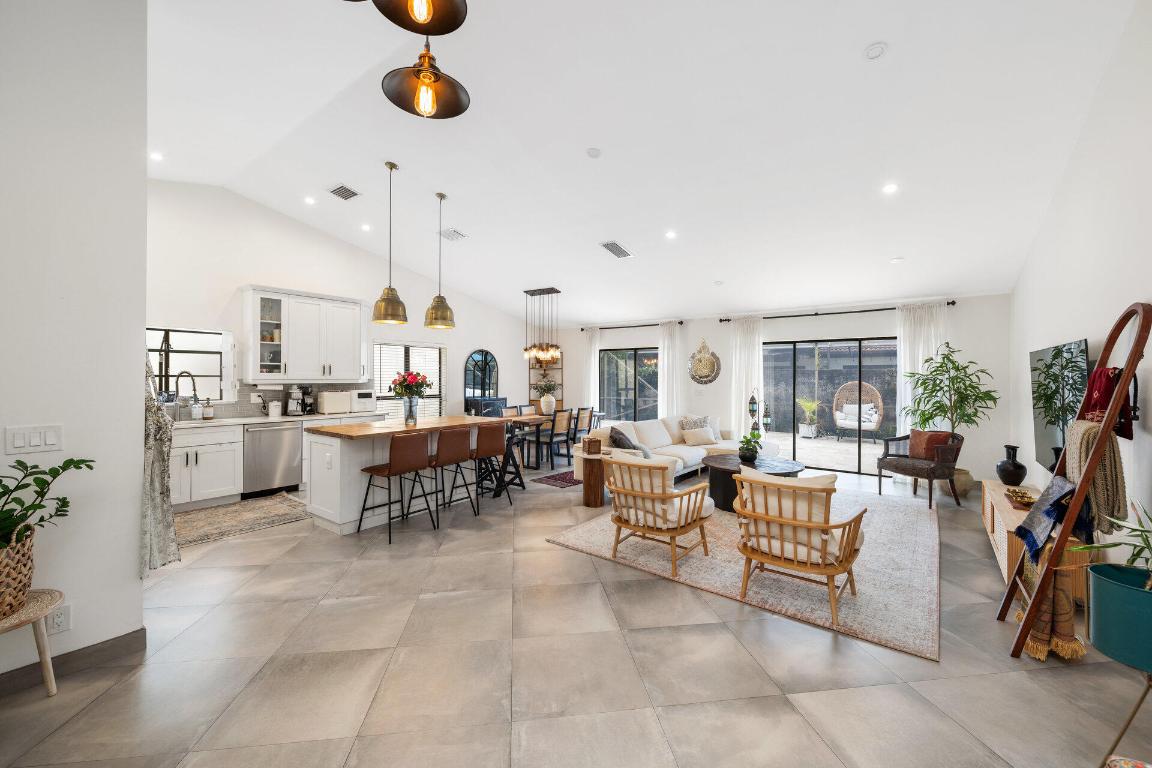 21567 Villa Nova Drive, Boca Raton