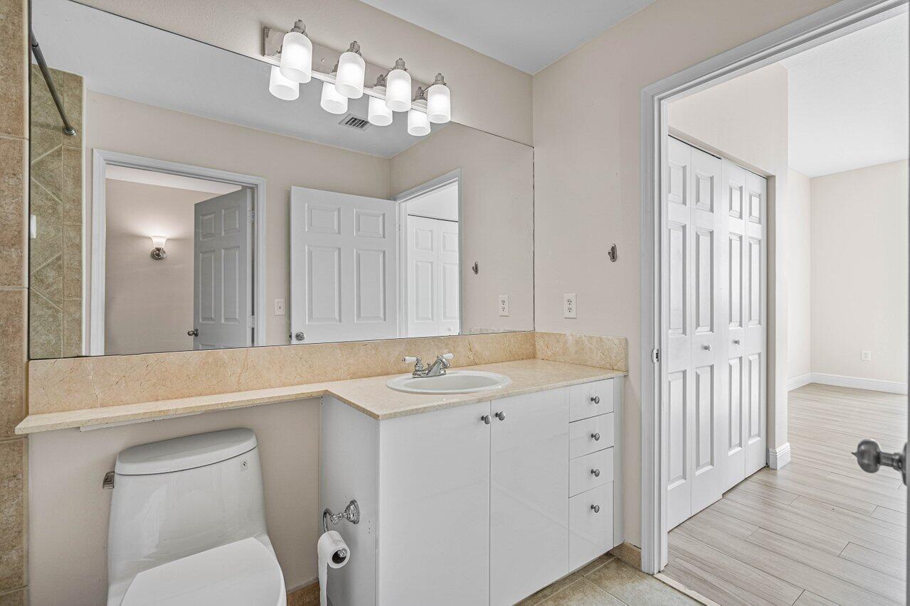 100 NE 6th Street Ph7