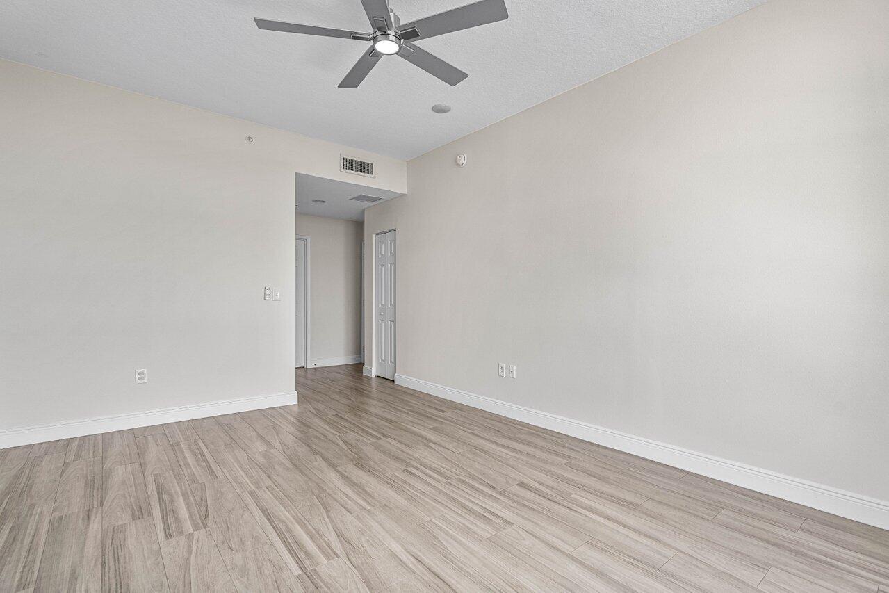 100 NE 6th Street Ph7