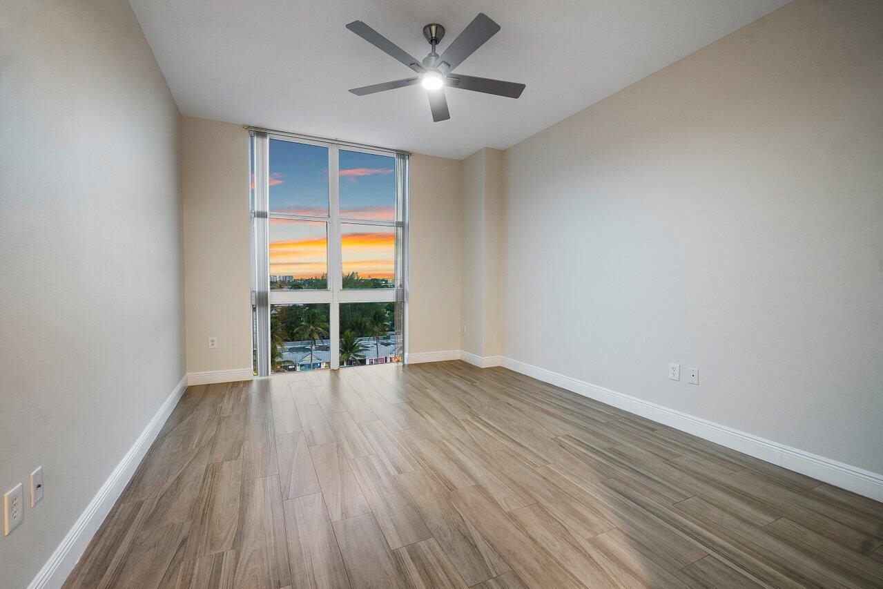 100 NE 6th Street Ph7