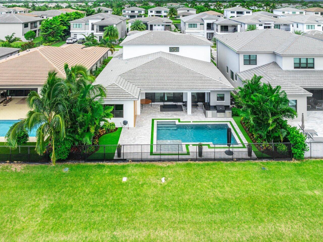 8581 Dearborn River Way