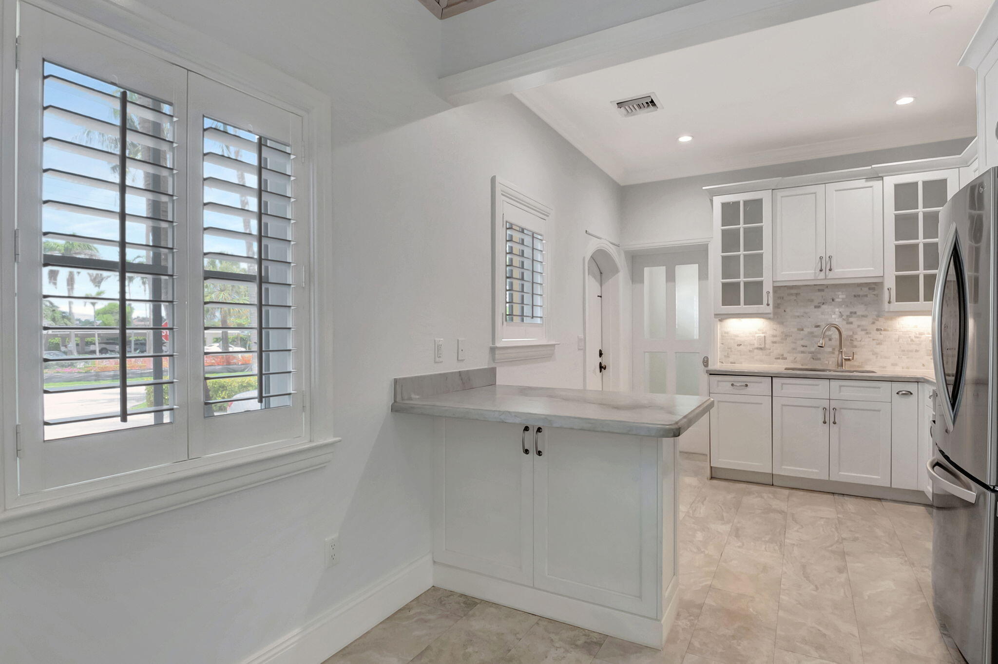 2225 S Ocean Boulevard 1