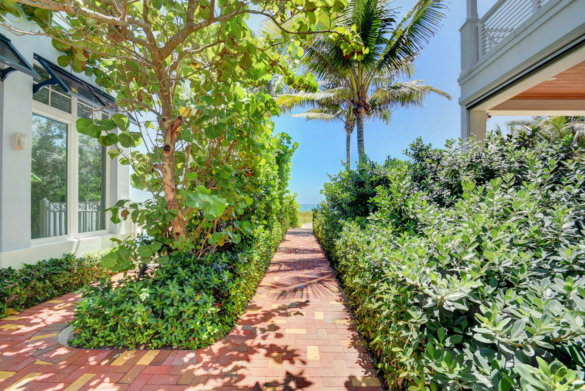 2225 S Ocean Boulevard 1