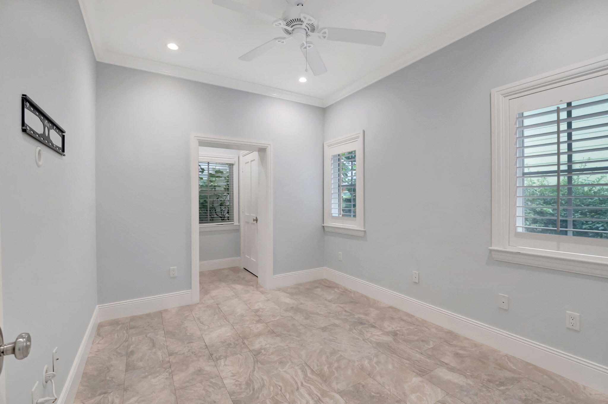 2225 S Ocean Boulevard 1