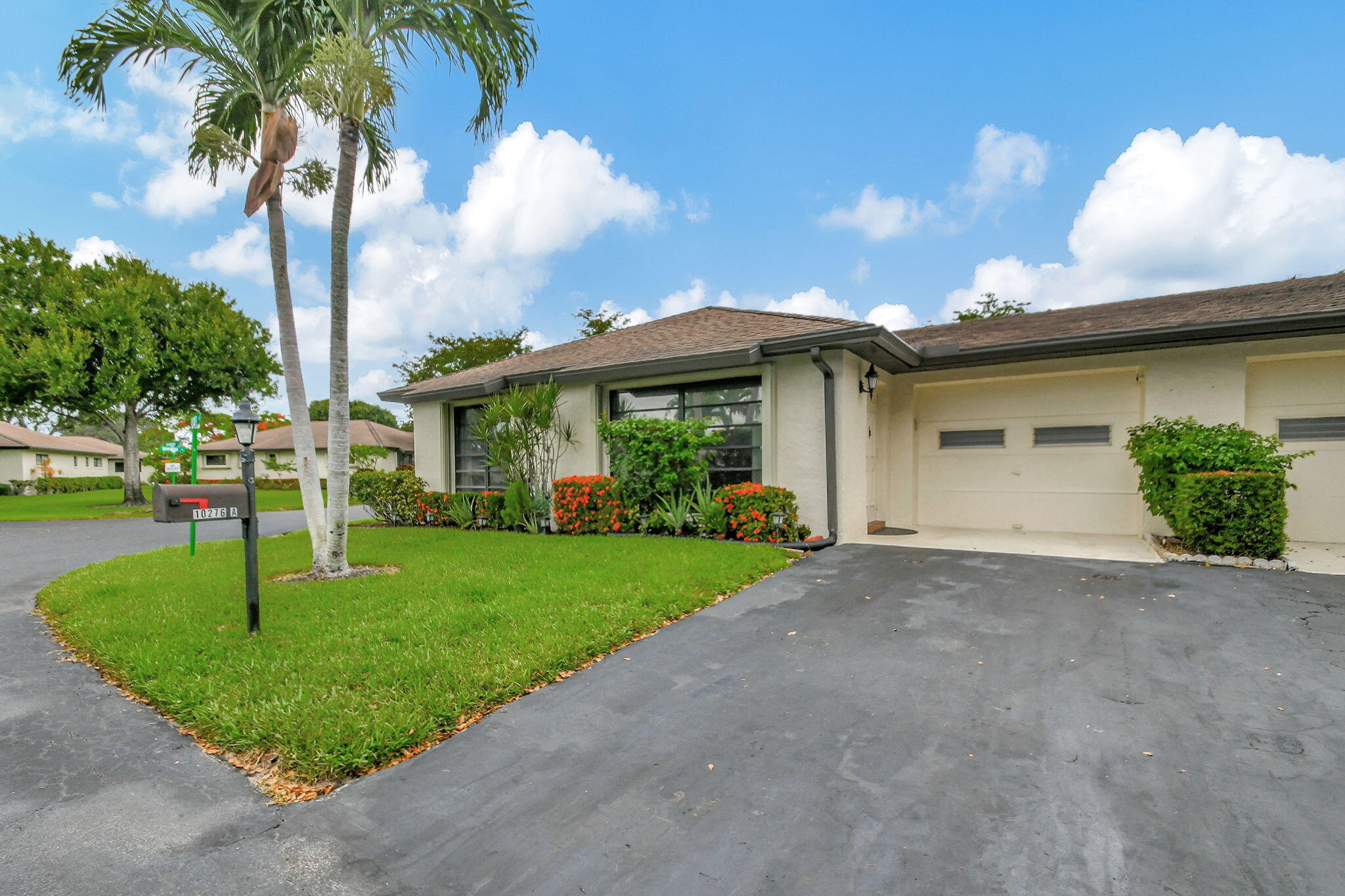 10276 Dovewood Lane A