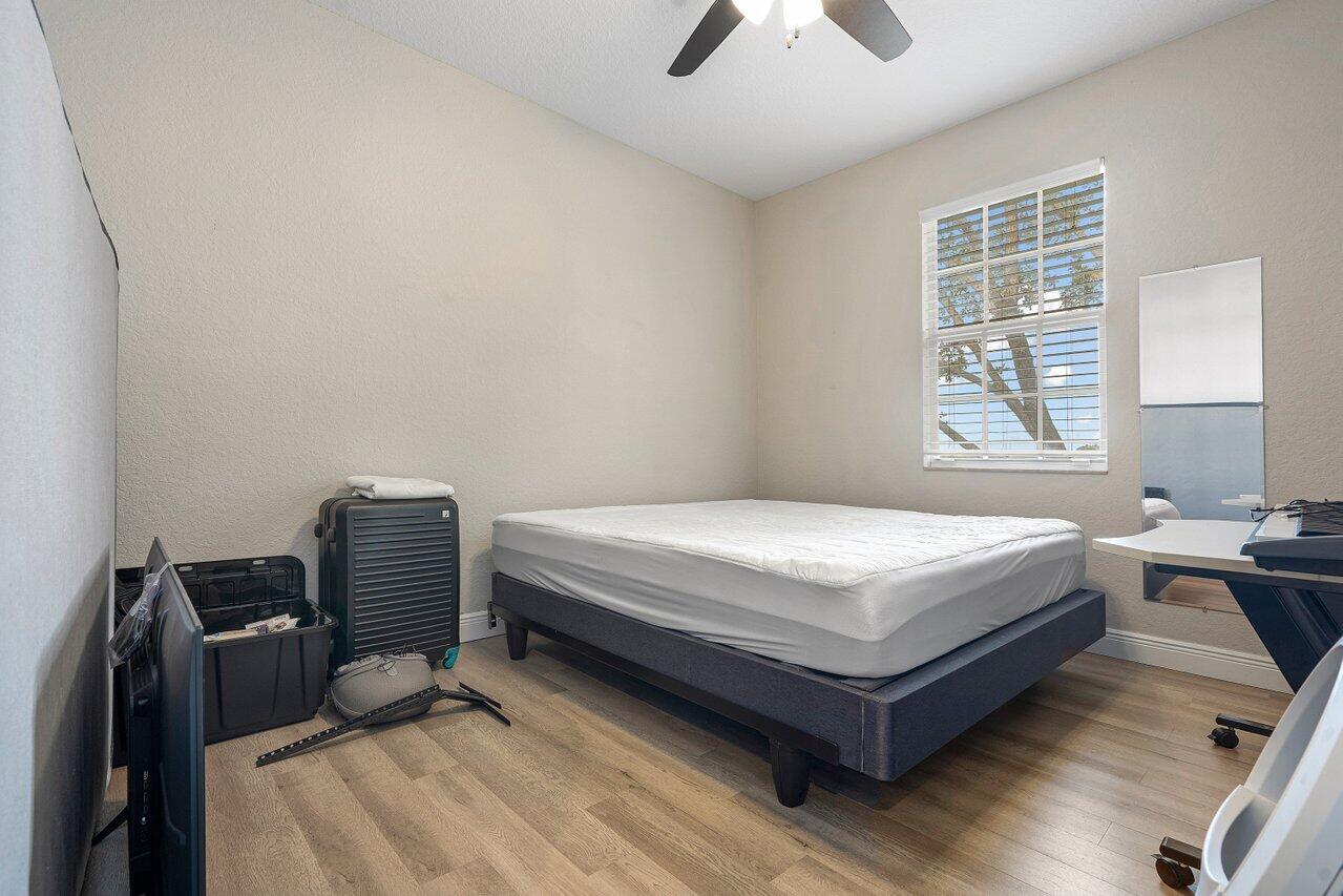 6877 Julia Gardens Drive, Coconut Creek