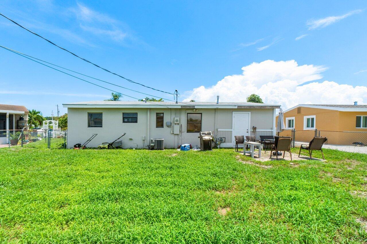 4219 Winchester Lane