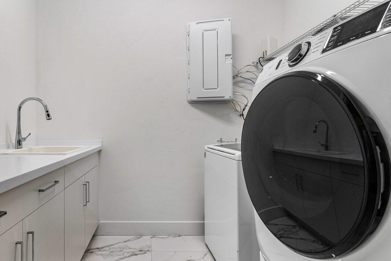 17357 Sea Blossom Way