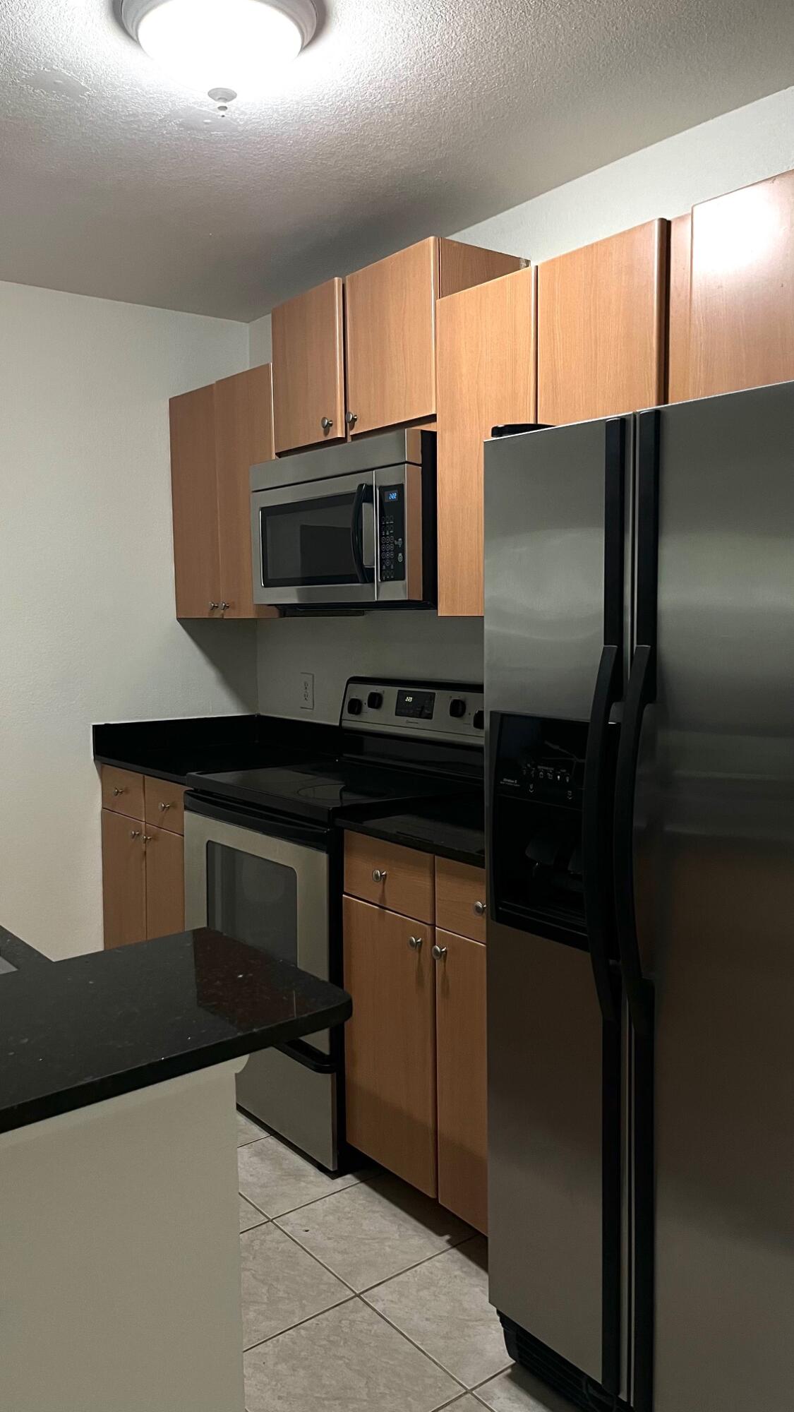 1725 Palm Cove Boulevard 2-102