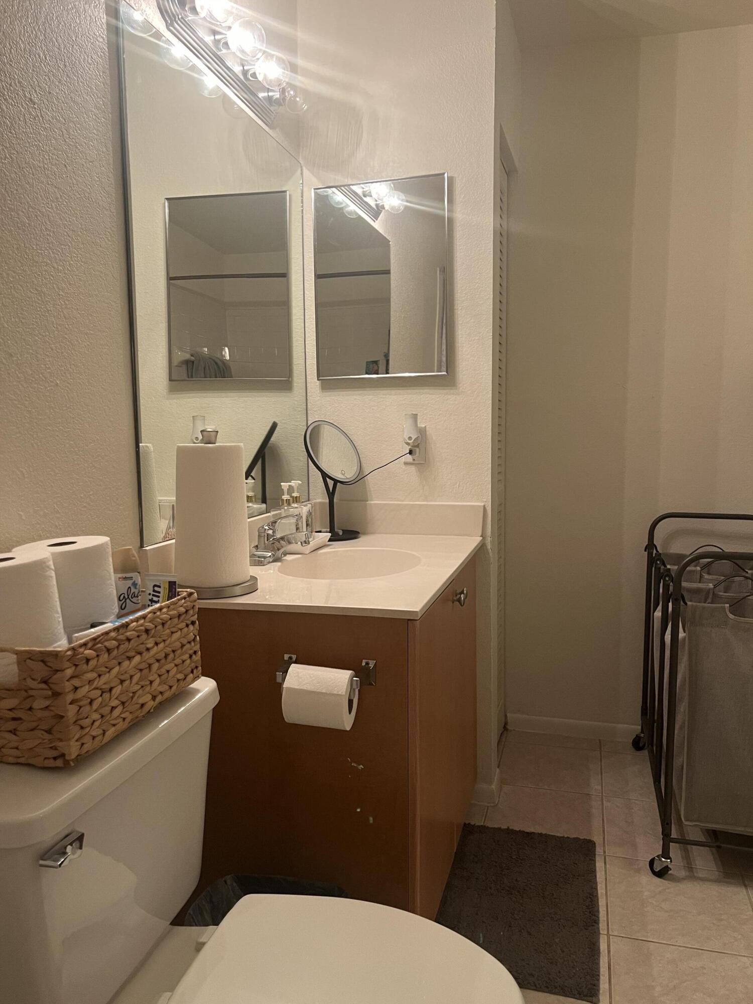 1725 Palm Cove Boulevard 2-102
