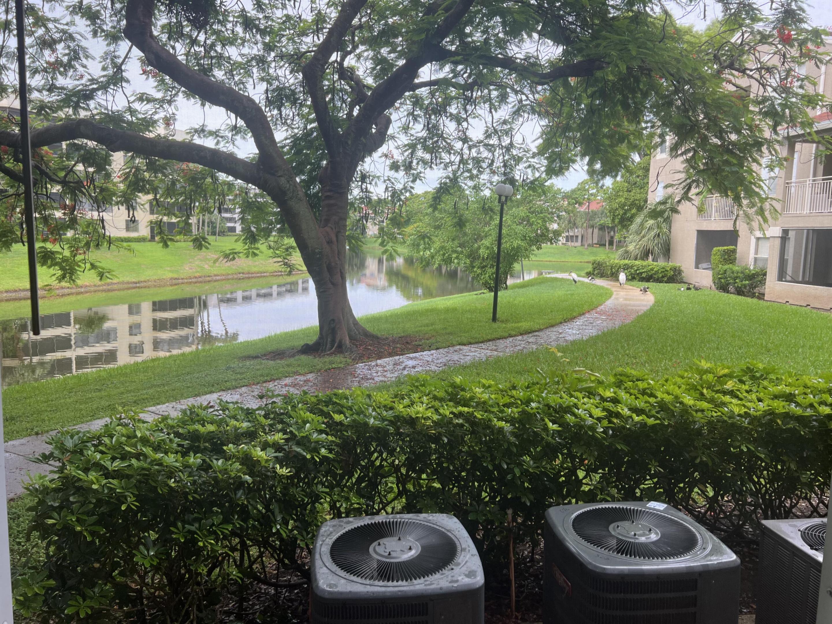1725 Palm Cove Boulevard 2-102
