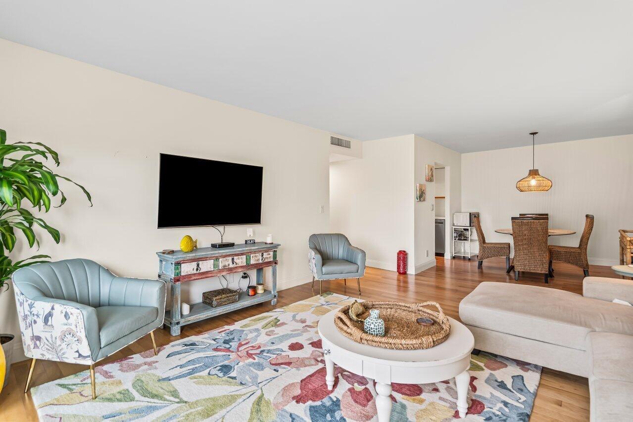 950 Ponce De Leon Road 307